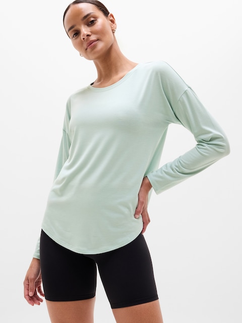 Move With Ease Top