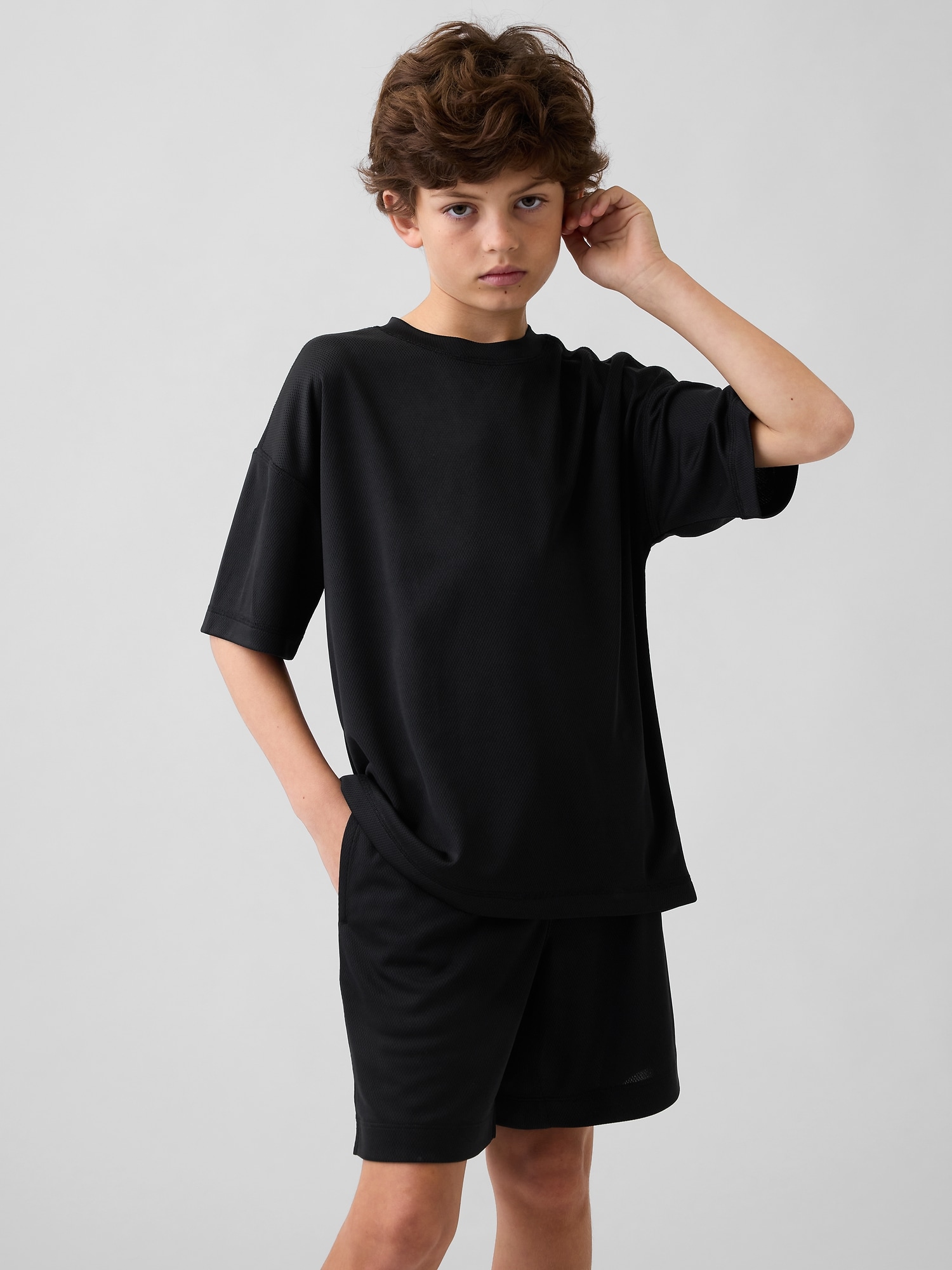 T-SHIRT GAPFIT TECH EN MAILLE EN POLYESTER RECYCLÉ POUR ENFANT