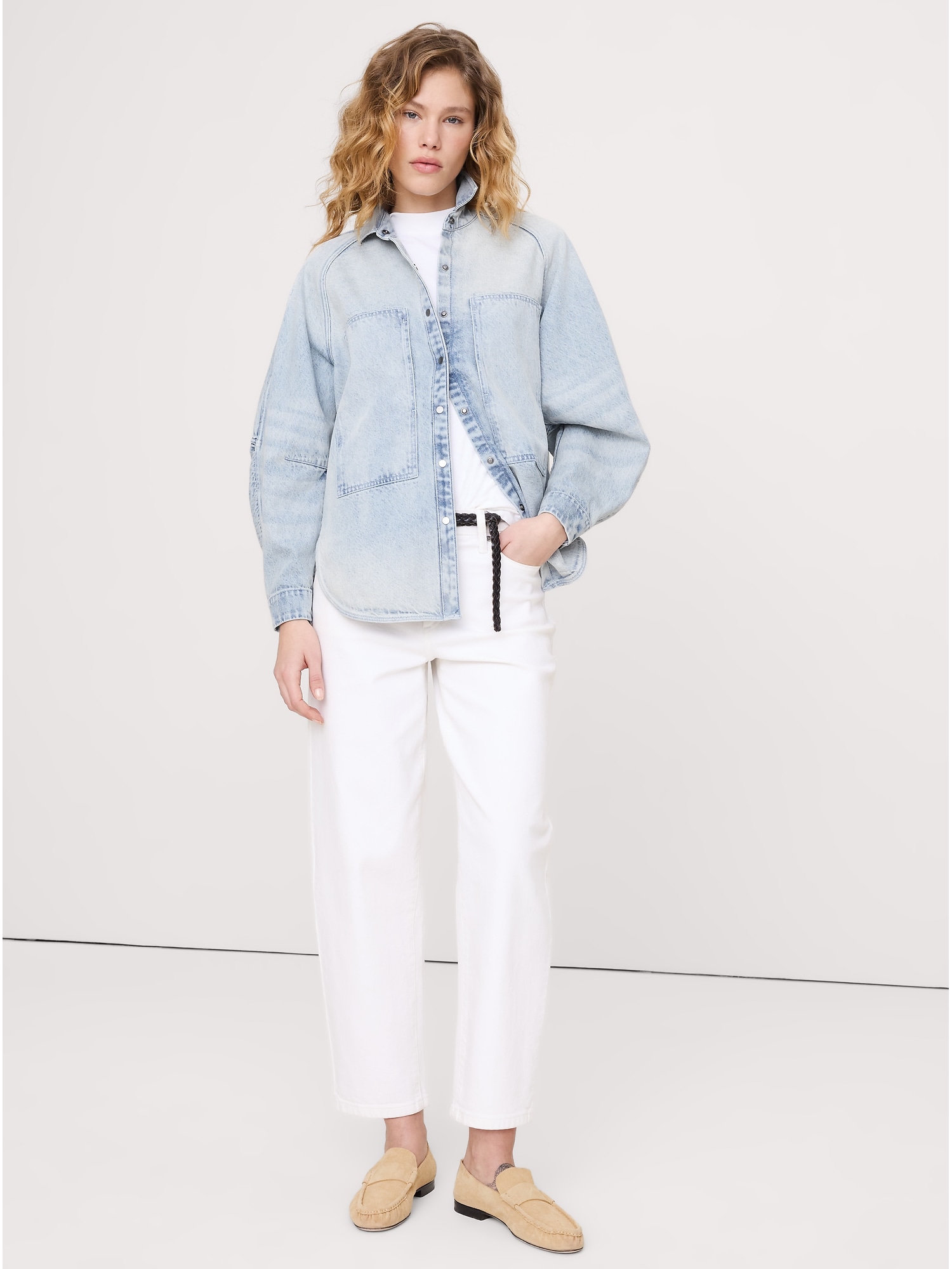 CHEMISIER SURDIMENSIONNÉ UTILITAIRE À POCHE EN DENIM