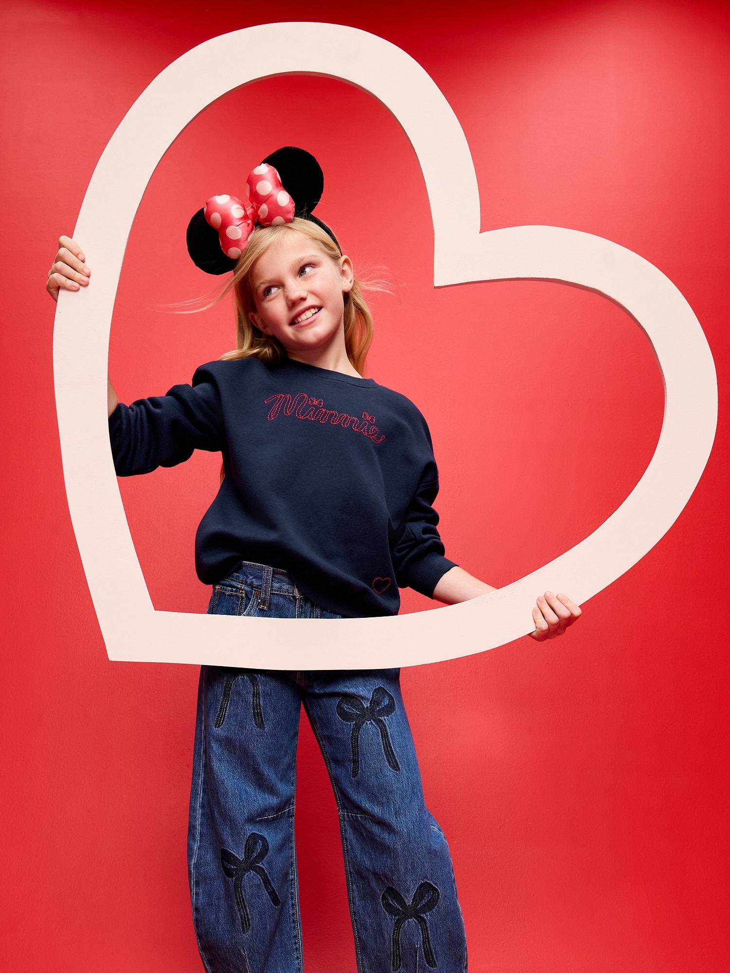 Old Navy x Disney Oversized Minnie Mouse Embroidered Graphic Tunic Sweatshirt for Girls