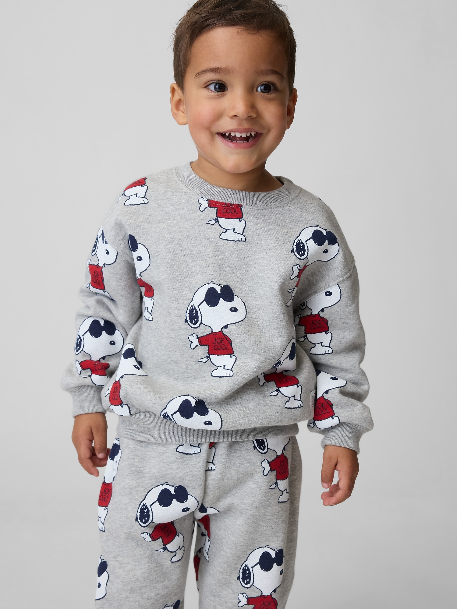 Gap公式オンラインストア | ヴィンテージソフト スヌーピー コーデ