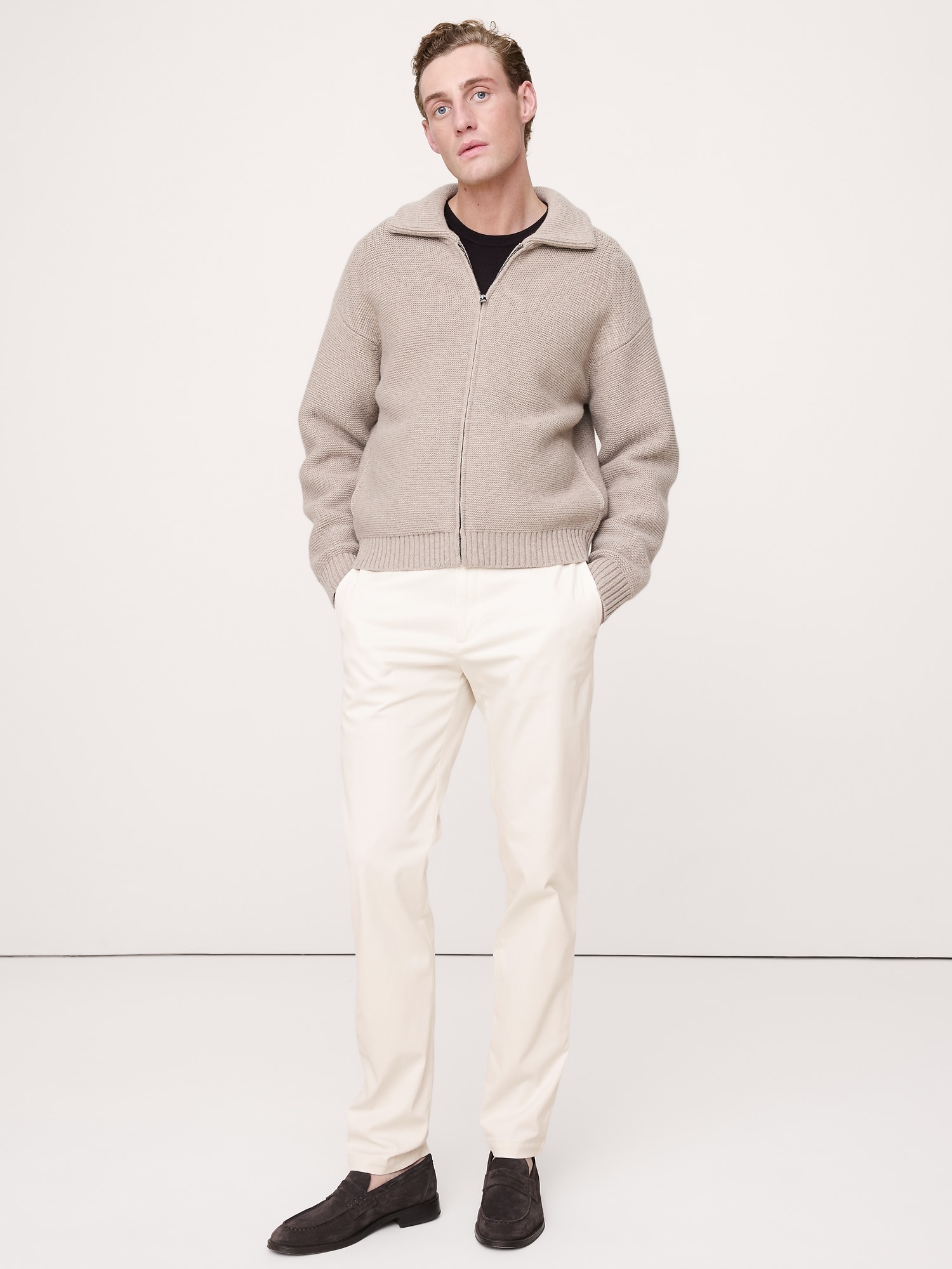 CHINO LIBERTÉ DE MOUVEMENT À COUPE ATHLÉTIQUE