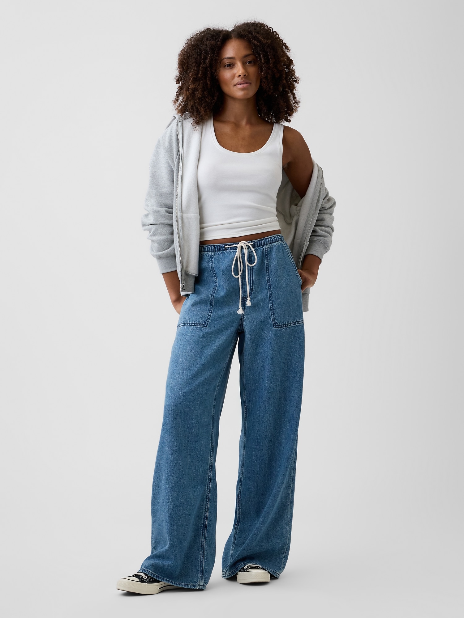 Mid Rise Pull-On SuperLight Wide-Leg Jeans
