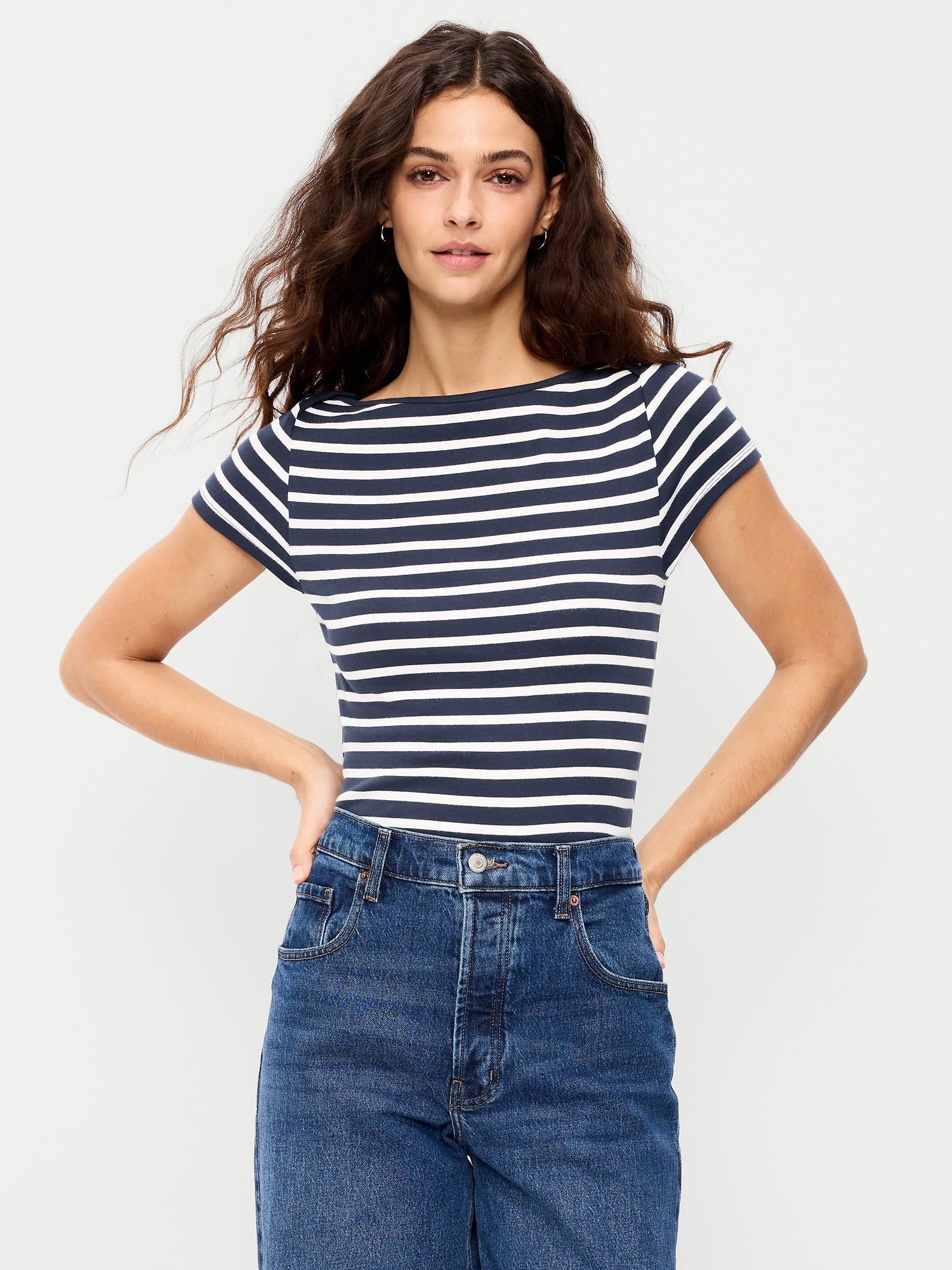 T-SHIRT AJUSTÉ À ENCOLURE BATEAU