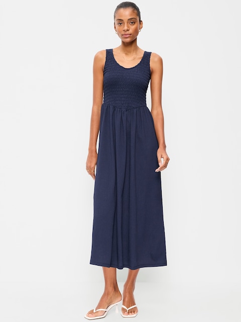 ROBE MI-LONGUE AJUSTÉE ET ÉVASÉE LÉGÈRE AVEC SMOCKS SUR LE BUSTE