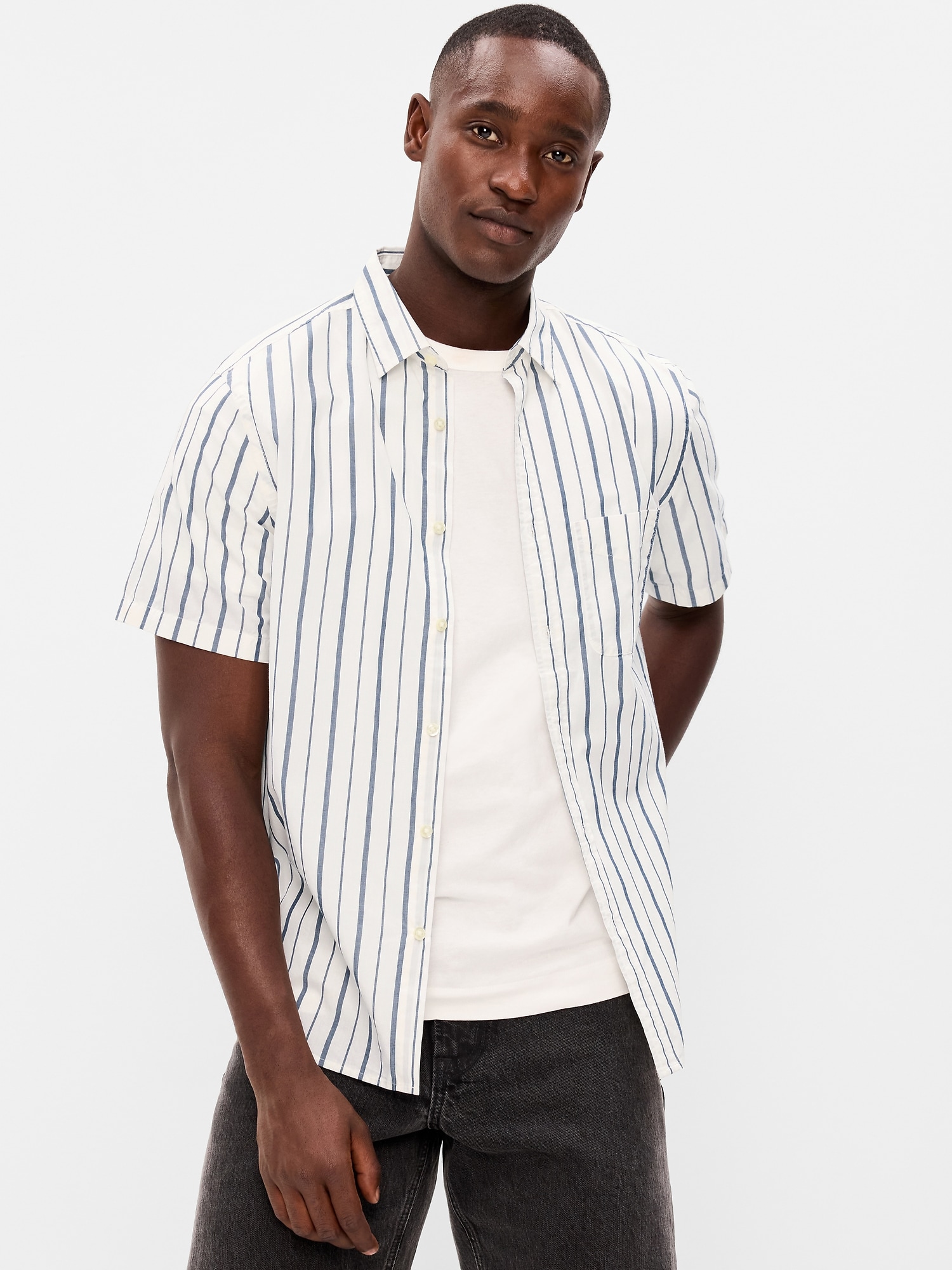 CHEMISE PASSE-PARTOUT DE COUPE CLASSIQUE