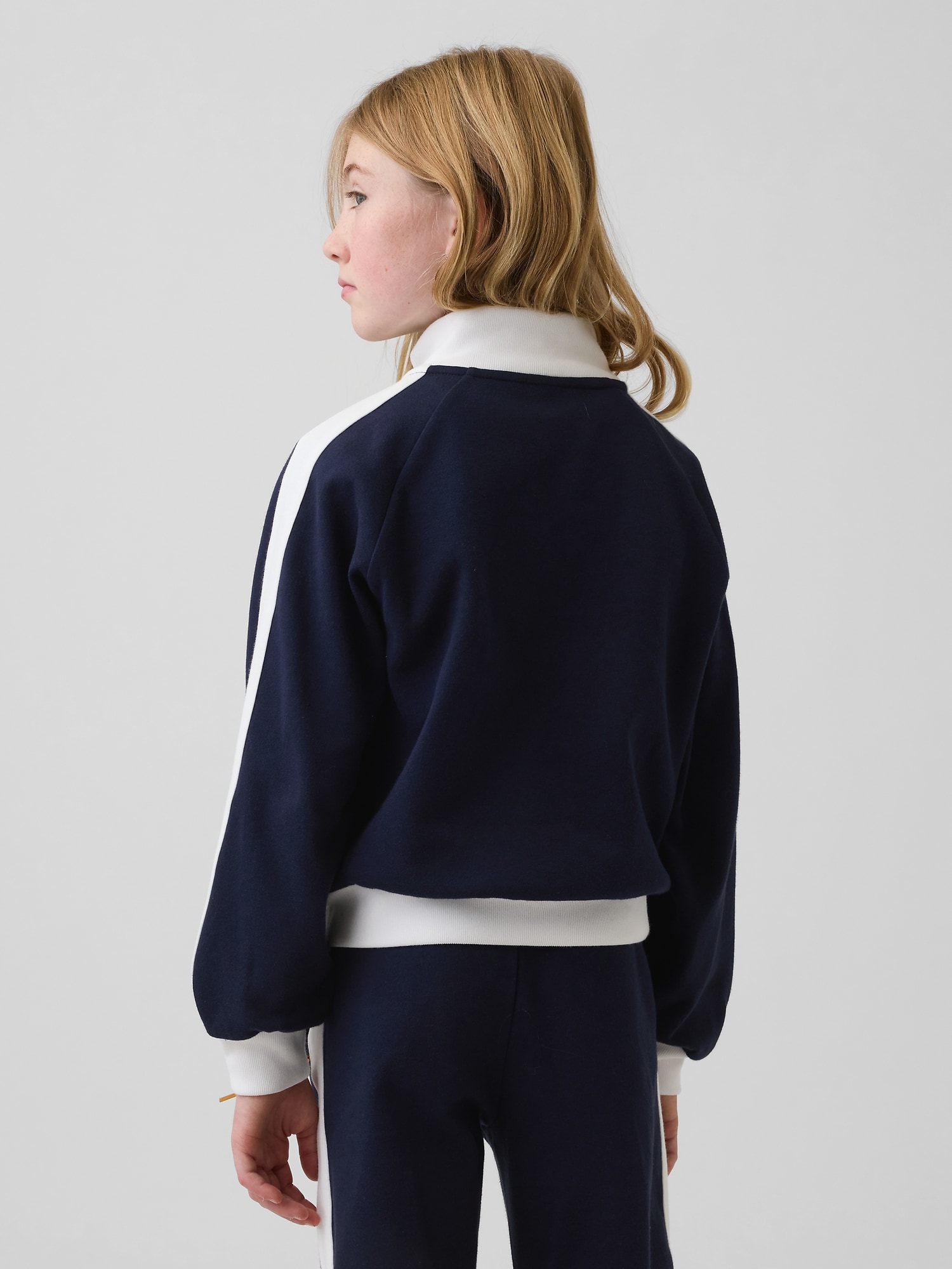 リラックスフィットGAPアスレチックロゴジップアップトラックジャケット（キッズ）-2