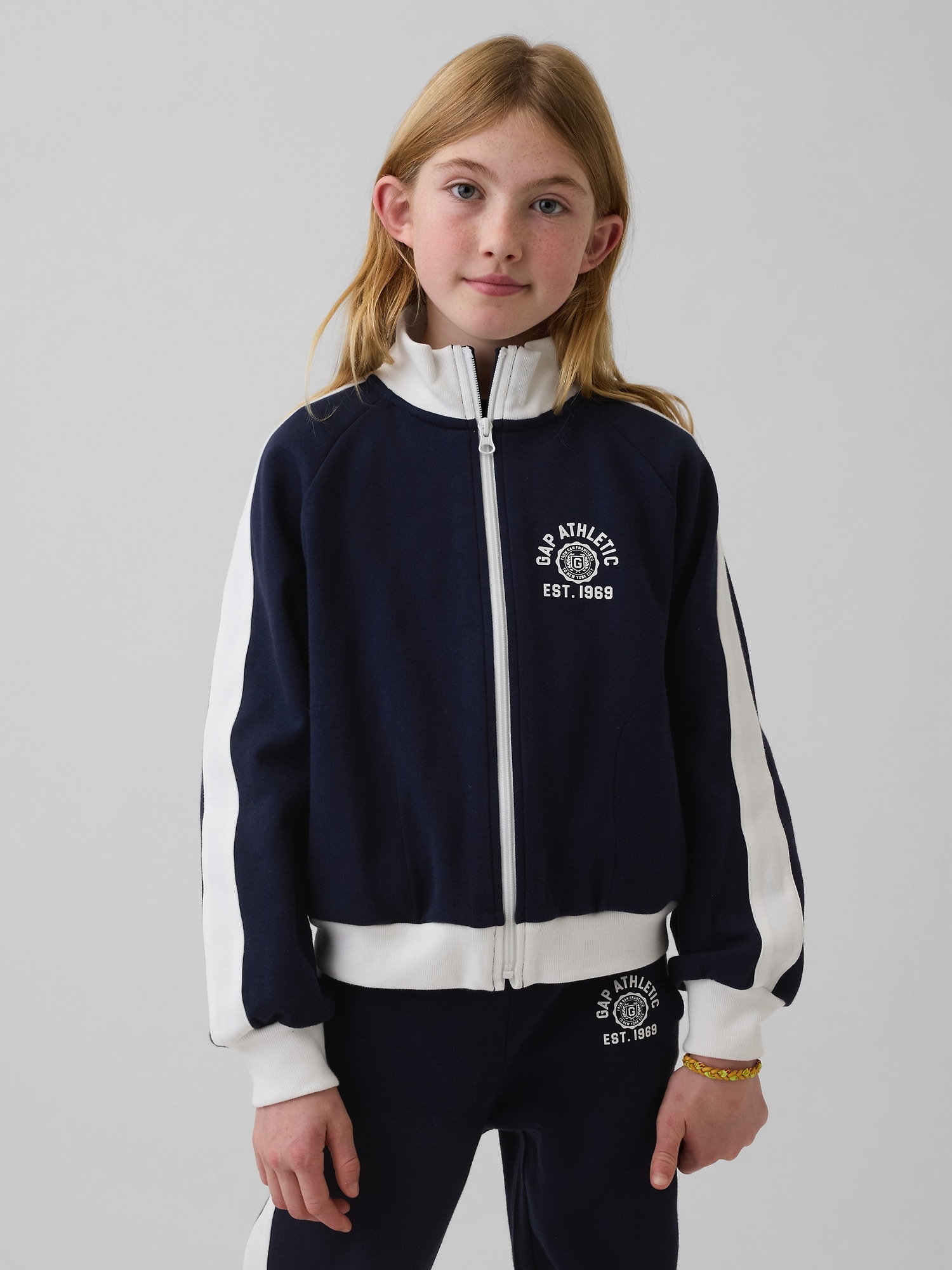リラックスフィットGAPアスレチックロゴジップアップトラックジャケット（キッズ）-0