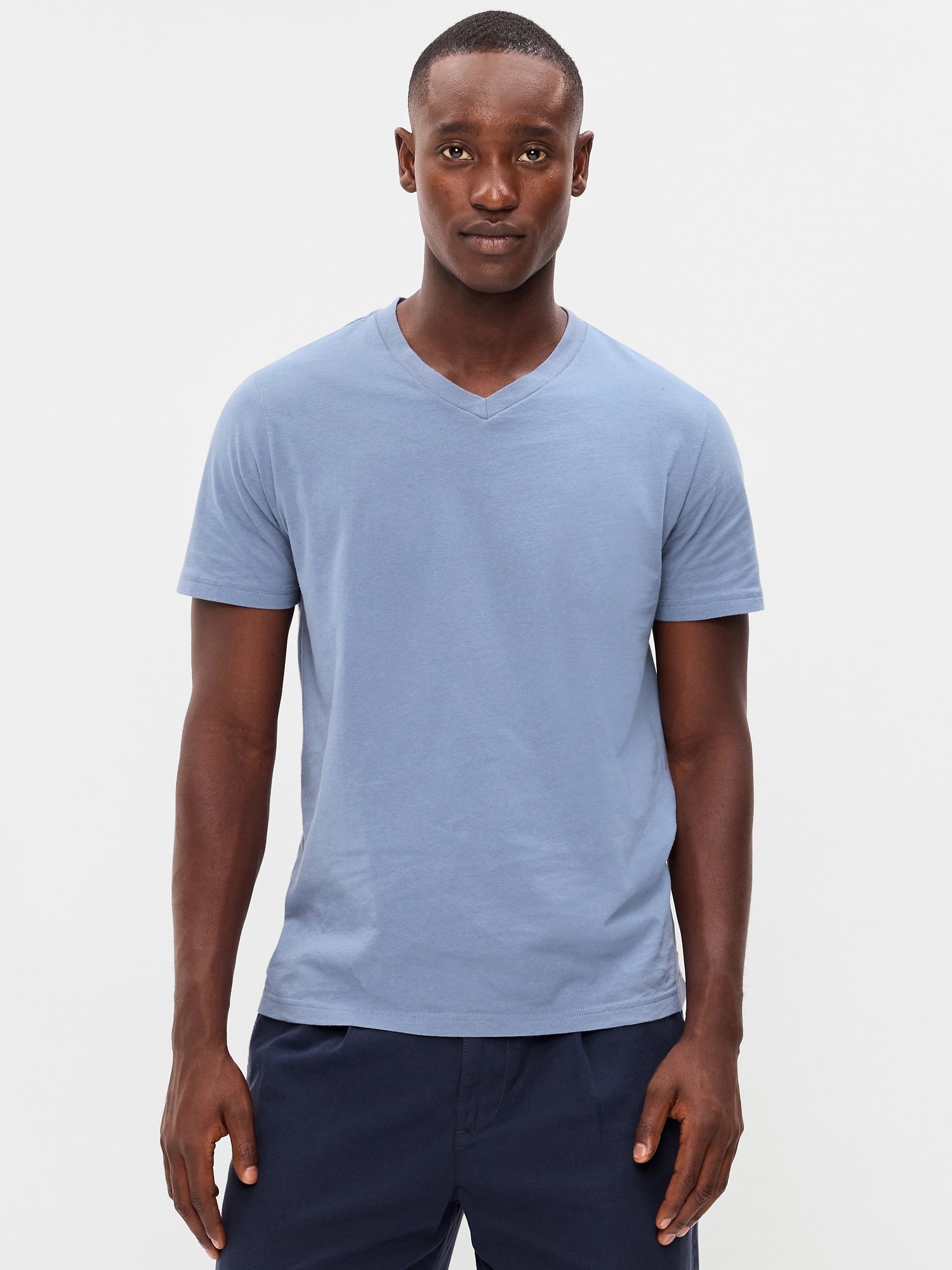 T-SHIRT À ENCOLURE EN V