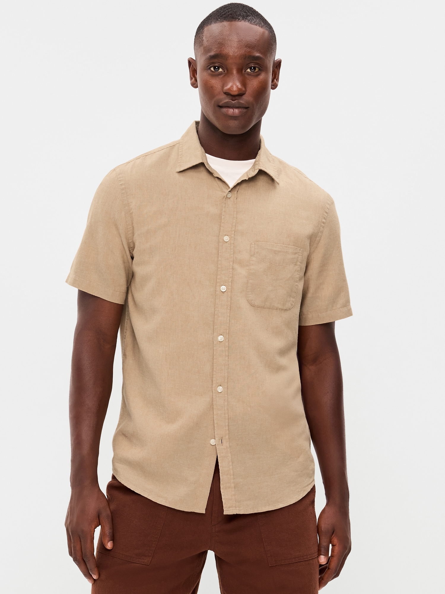 CHEMISE CLASSIQUE PASSE-PARTOUT EN MÉLANGE DE LIN
