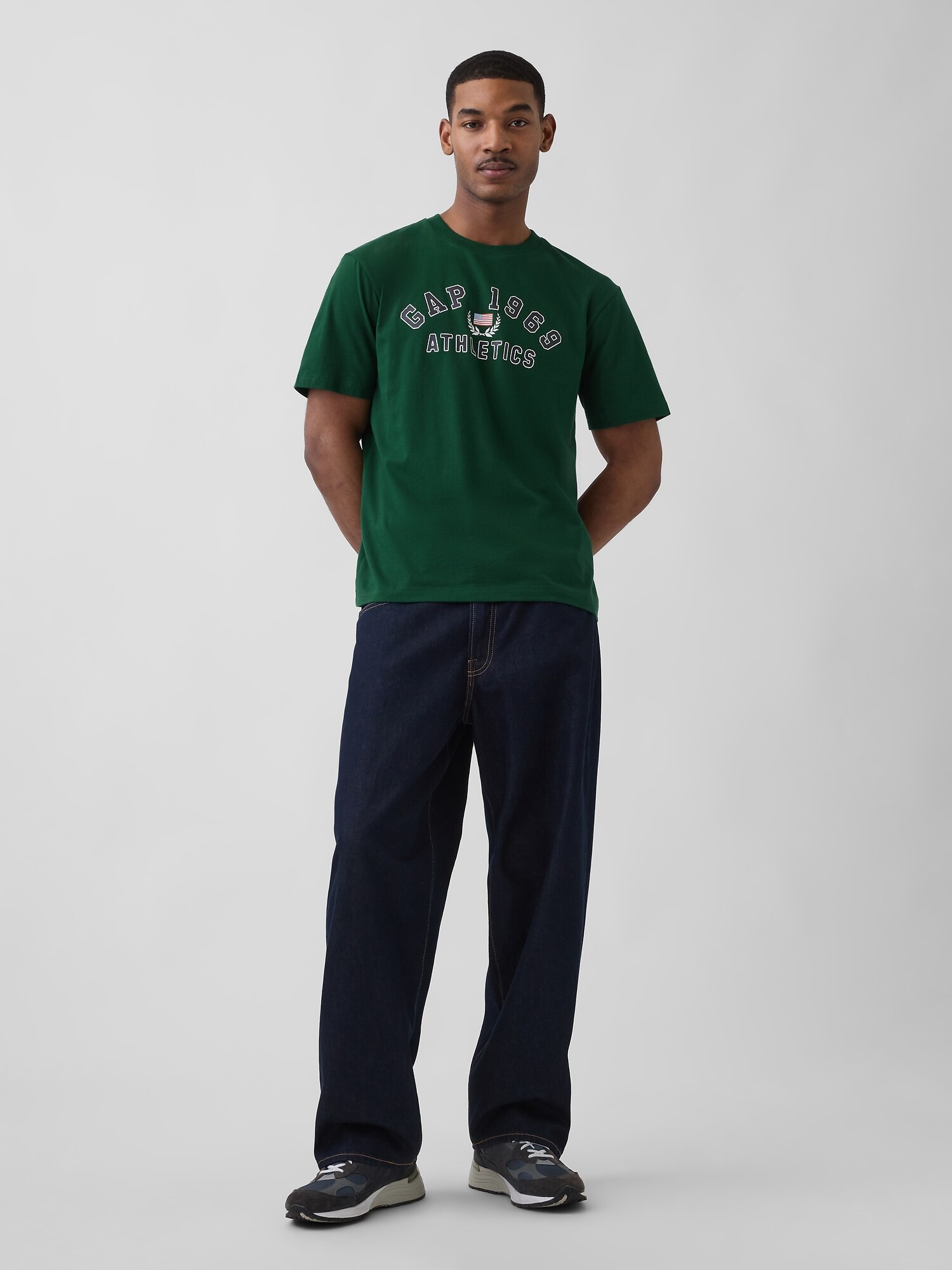 エブリディ ソフト リラックスフィット グラフィックTシャツ-1