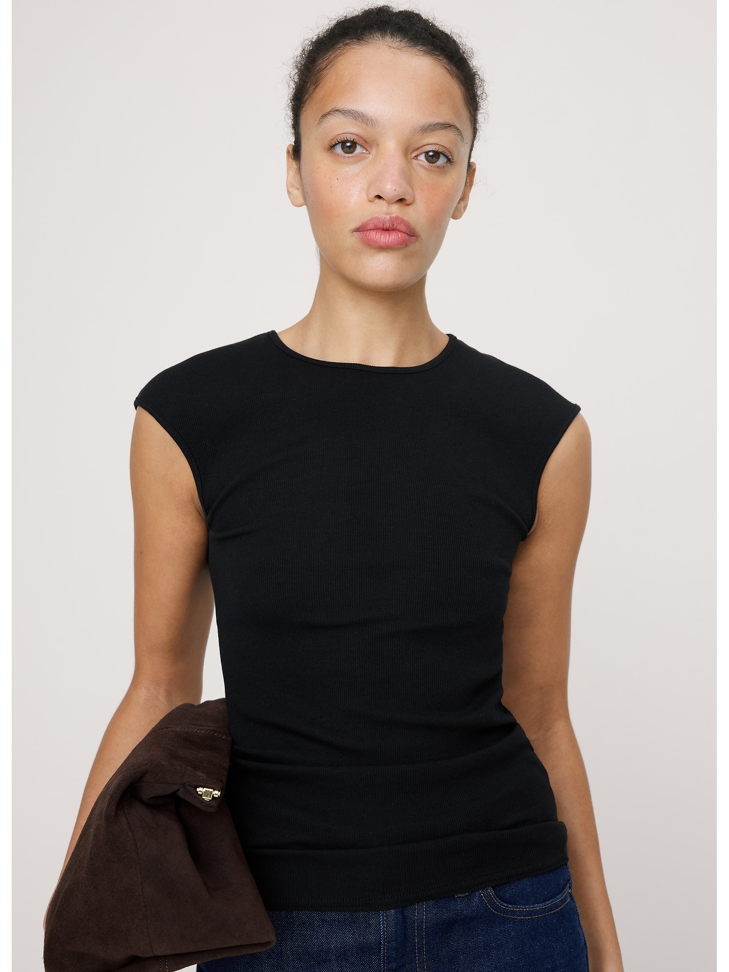 T-SHIRT CÔTELÉ À MANCHERONS