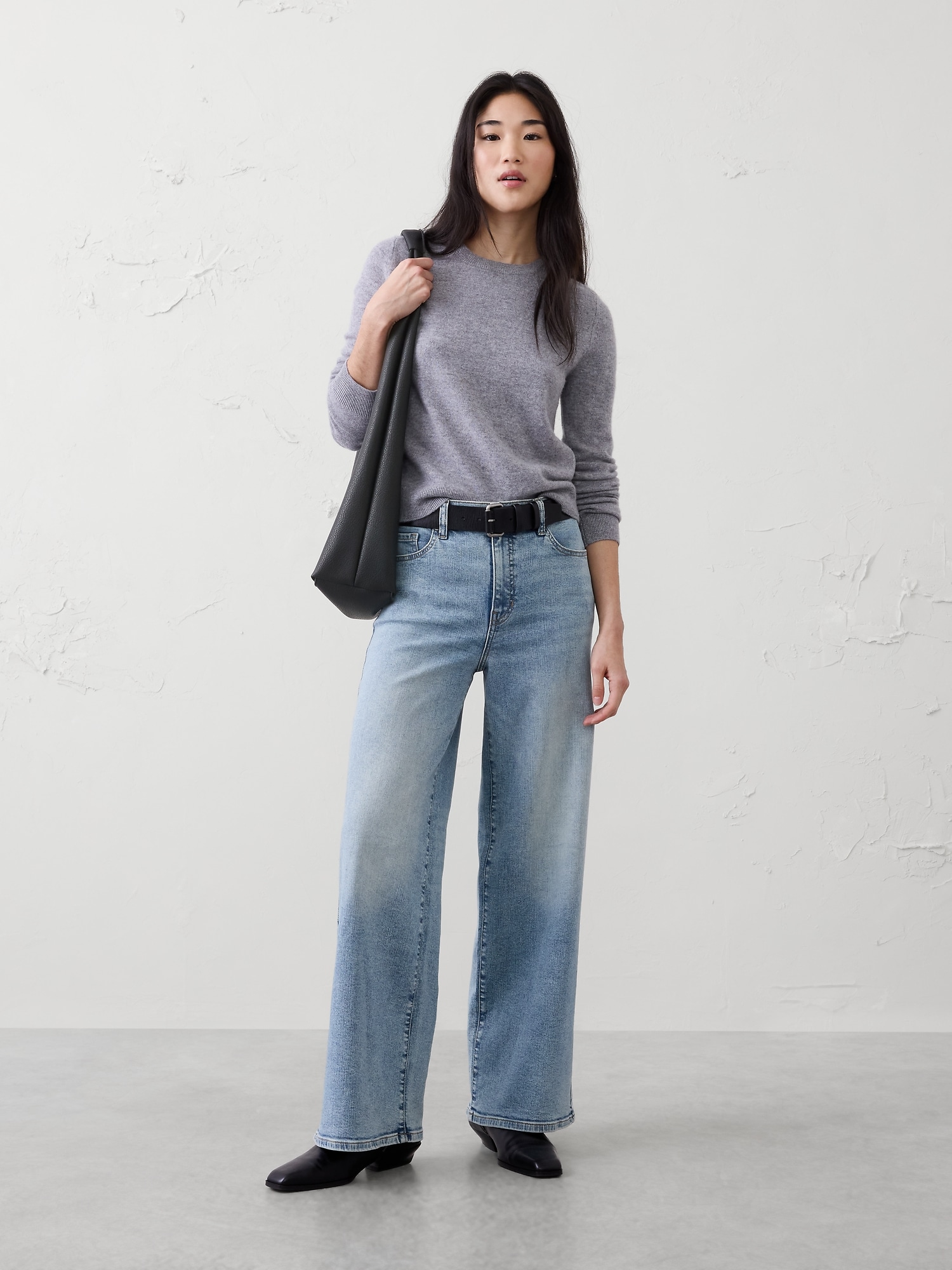 Wide-Leg High-Rise Jean