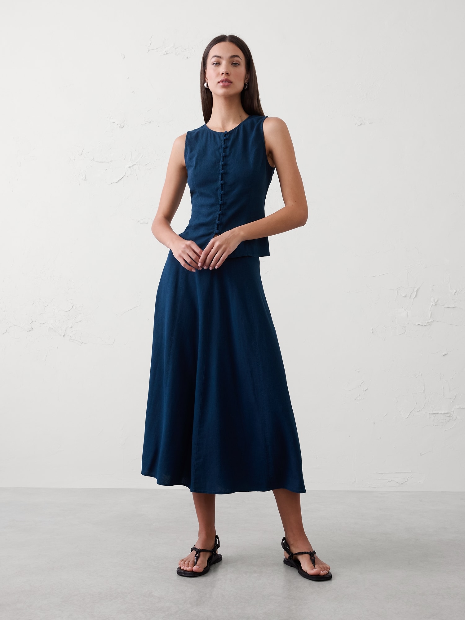 Linen-Rayon Tie-Back Top