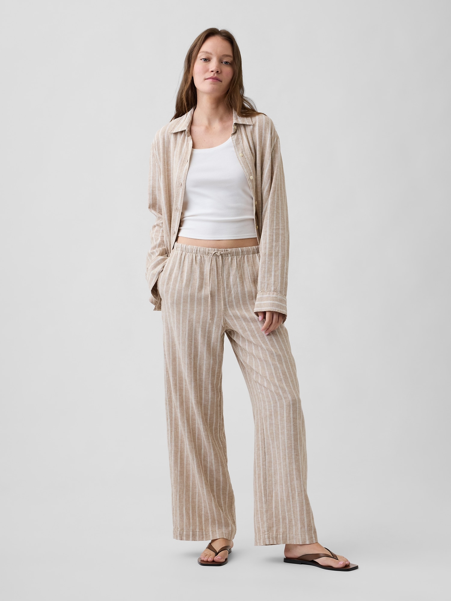 Relaxed Linen-Blend Wide-Leg Pants