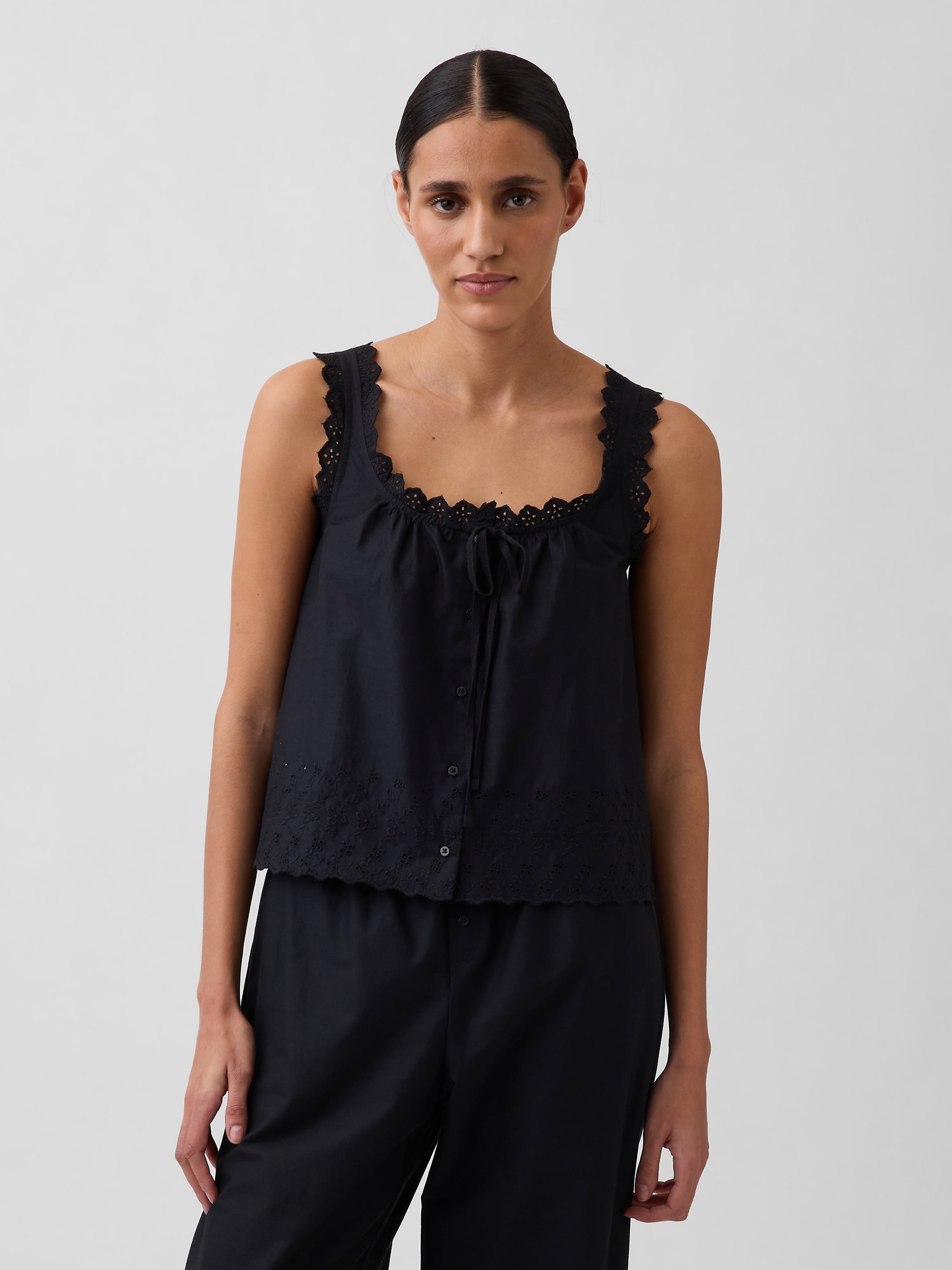CAMISOLE BRODÉE DE PYJAMA