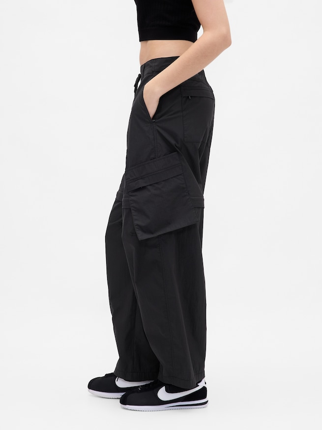 Gap &times; B&Eacute;IS 2WAY カーゴ バレルパンツ-3