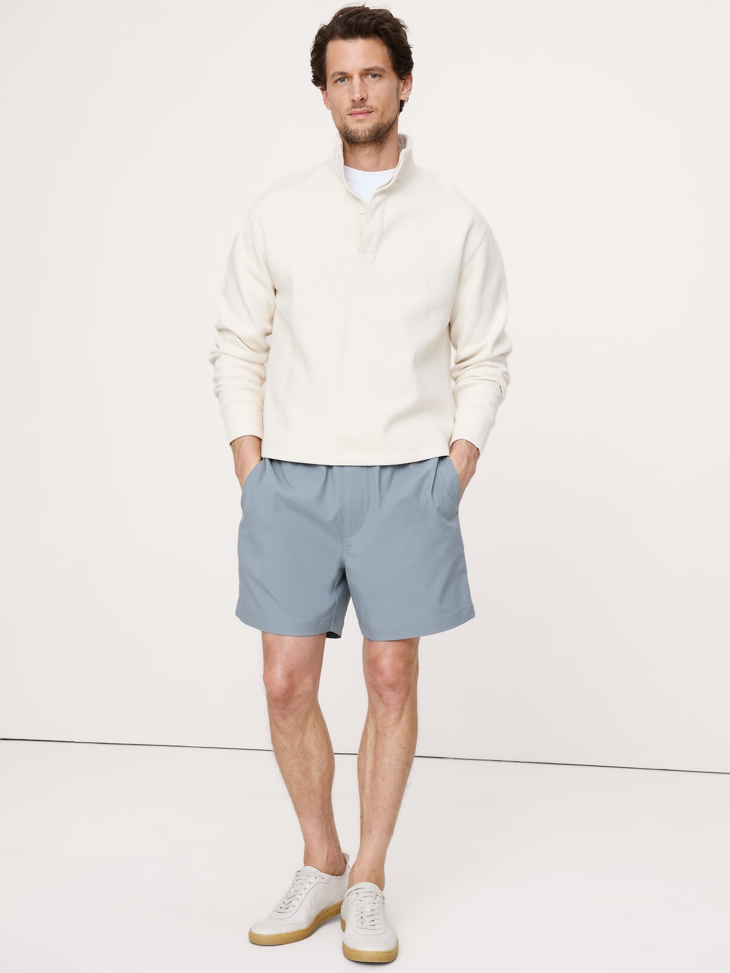 SHORT À TAILLE EXTENSIBLE PERFORMANCE DE 18 CM