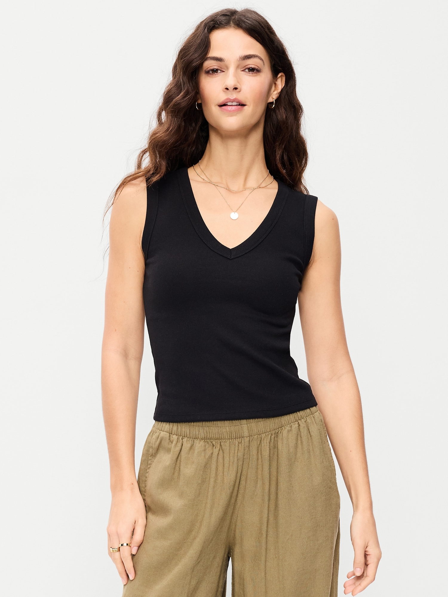 CAMISOLE COURTE MOULANTE À ENCOLURE EN V