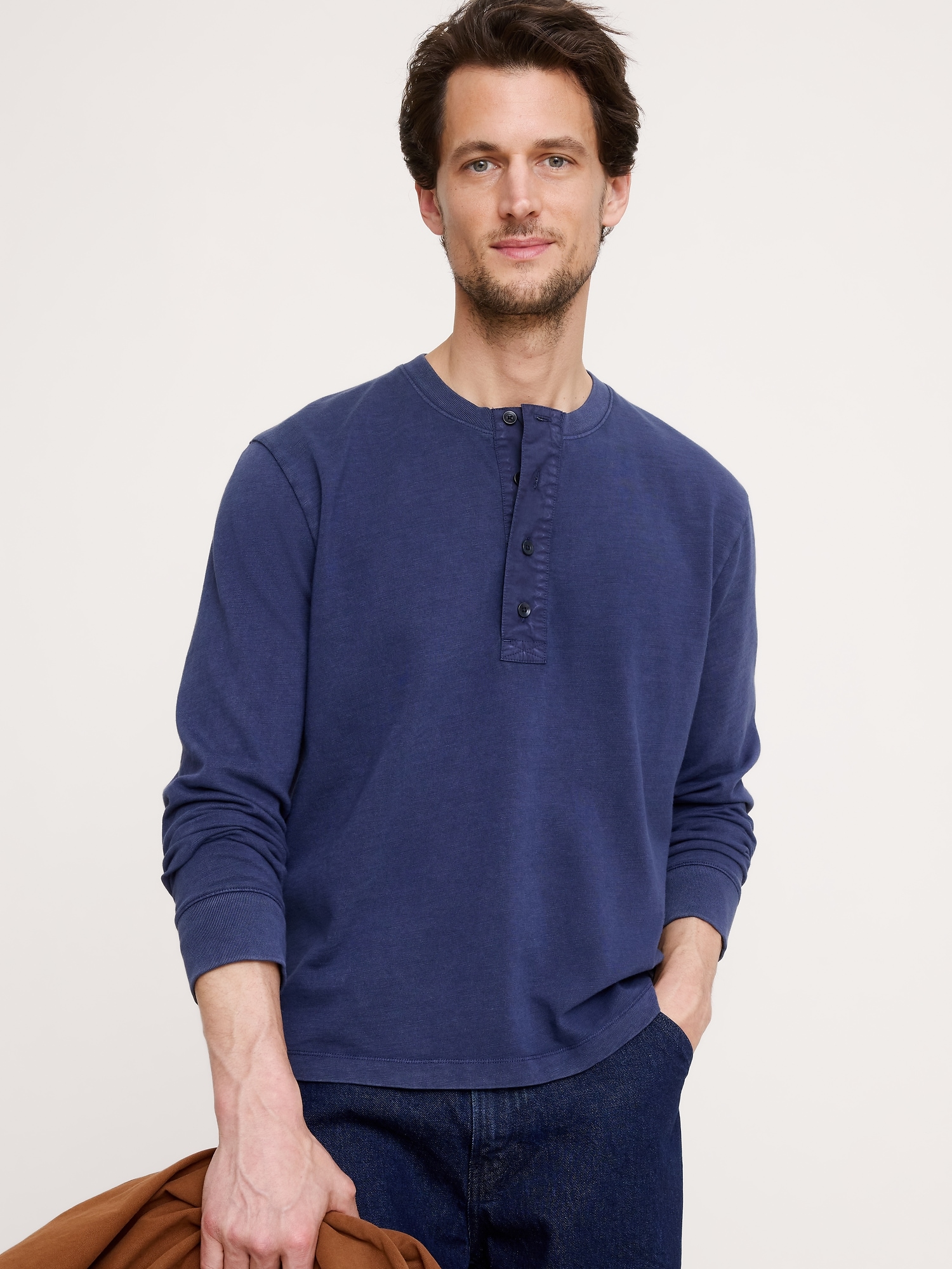 T-SHIRT HENLEY CLASSIQUE EN COTON FLAMMÉ