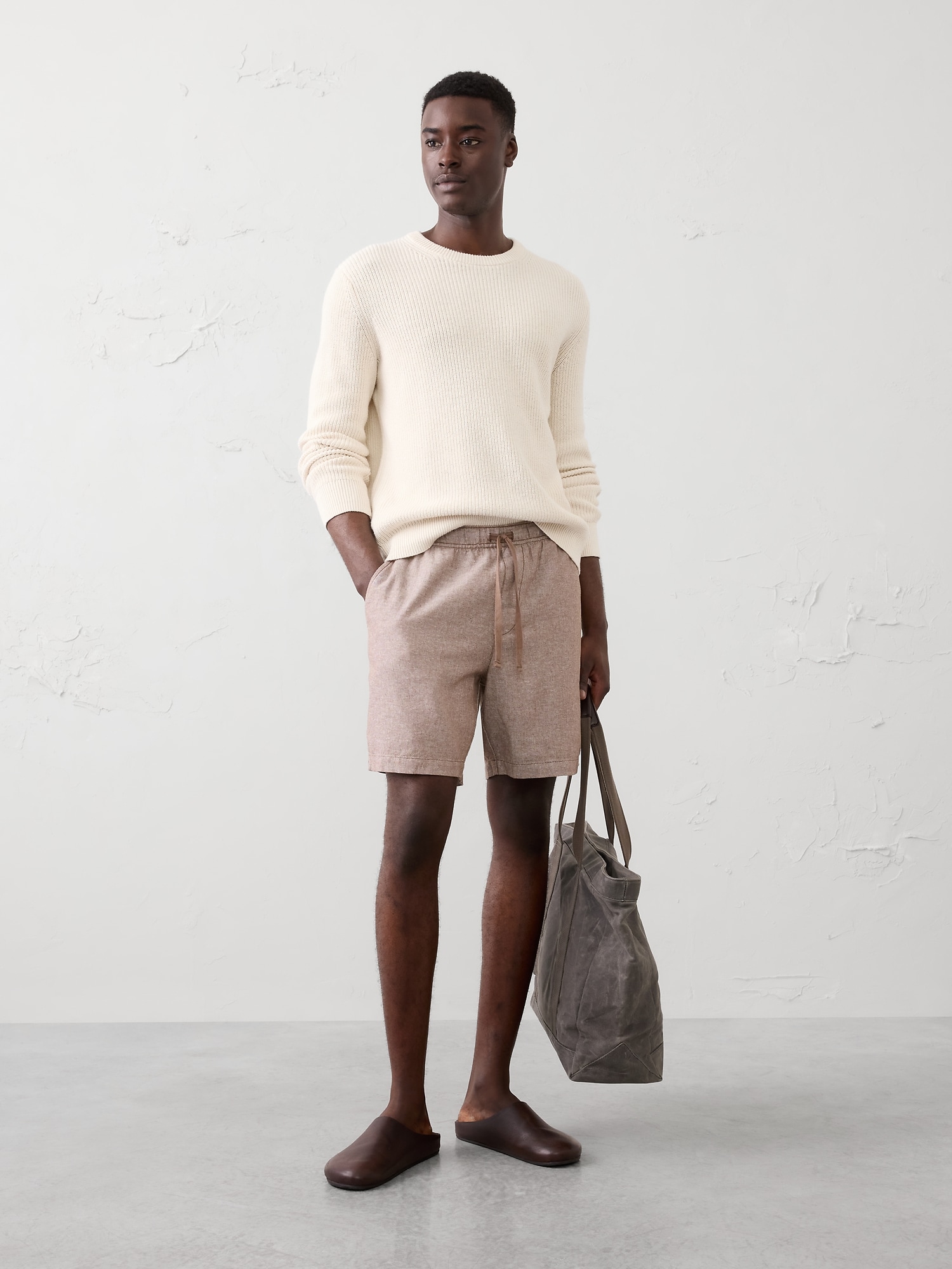 Standard-Fit 7" Linen-Blend Deck Short