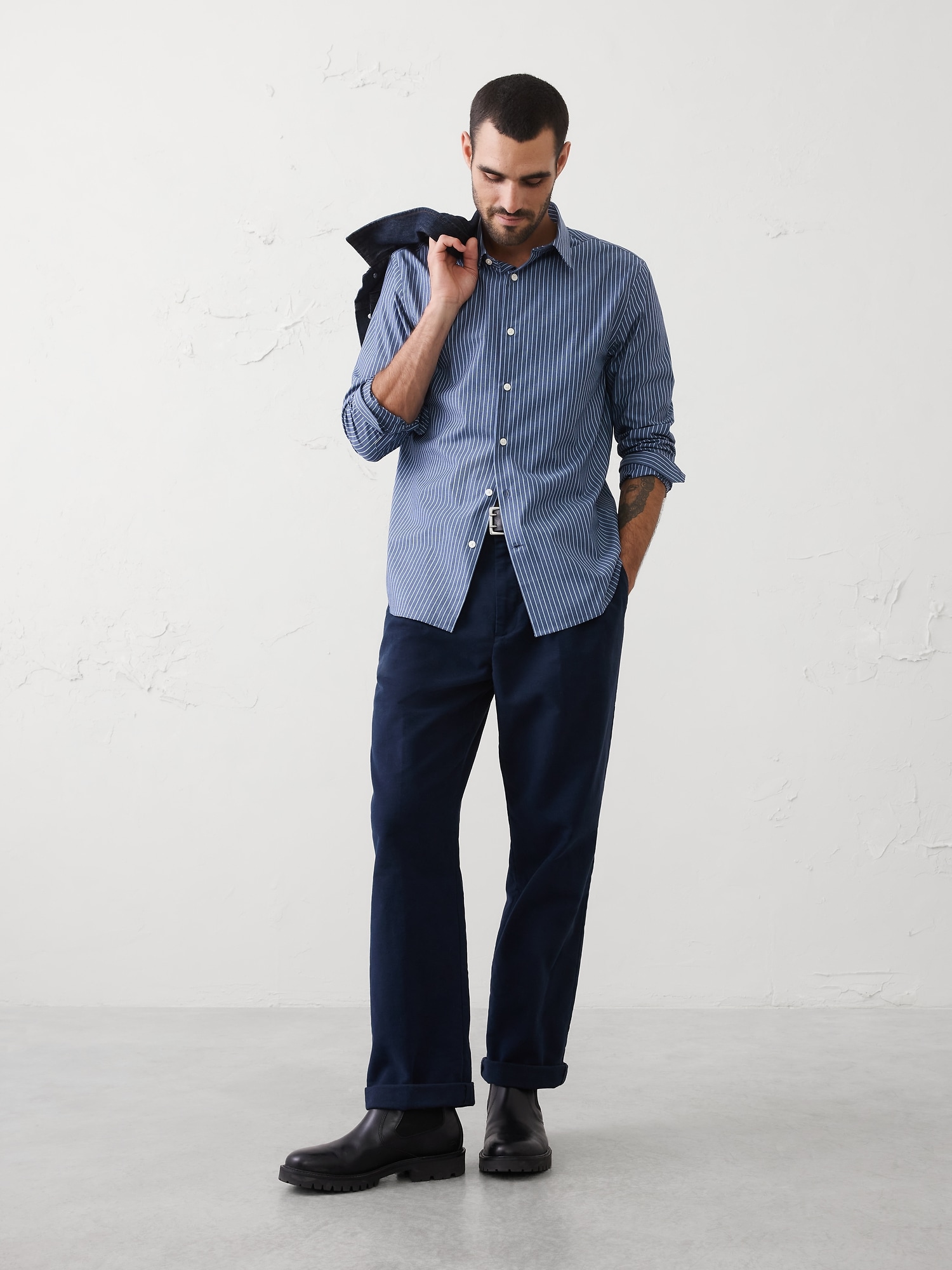 Slim-Fit Untucked Dress Shirt