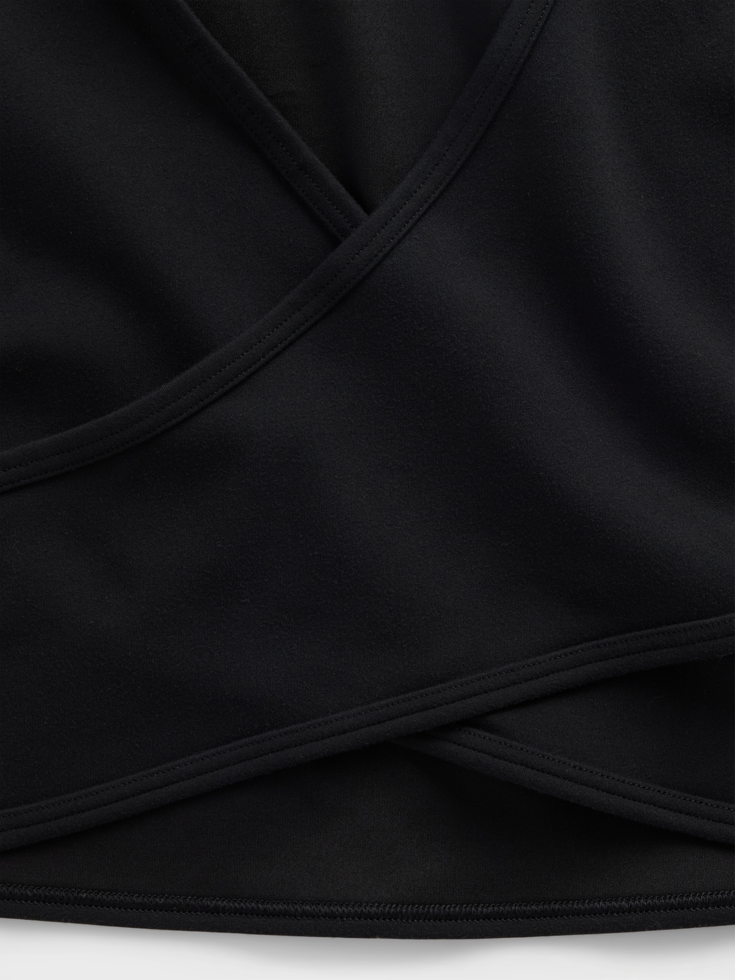 GapFit スムース リバーシブル ラップ クロップド トップス-3