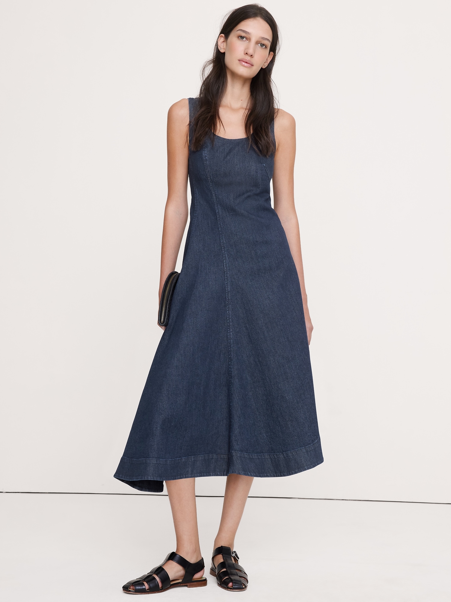 ROBE MI-LONGUE ASYMÉTRIQUE EN DENIM
