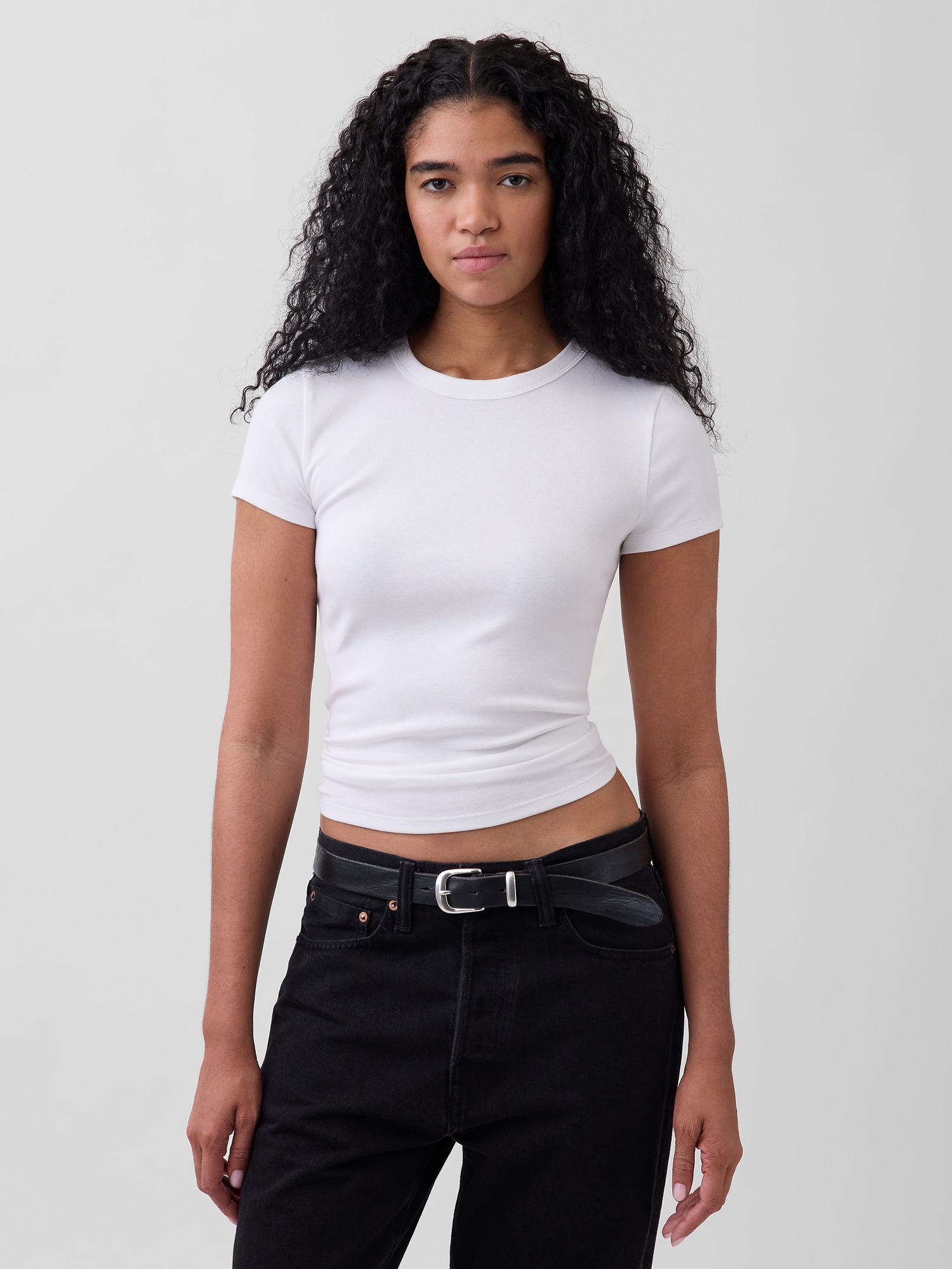 T-SHIRT RAS DU COU MODERNE