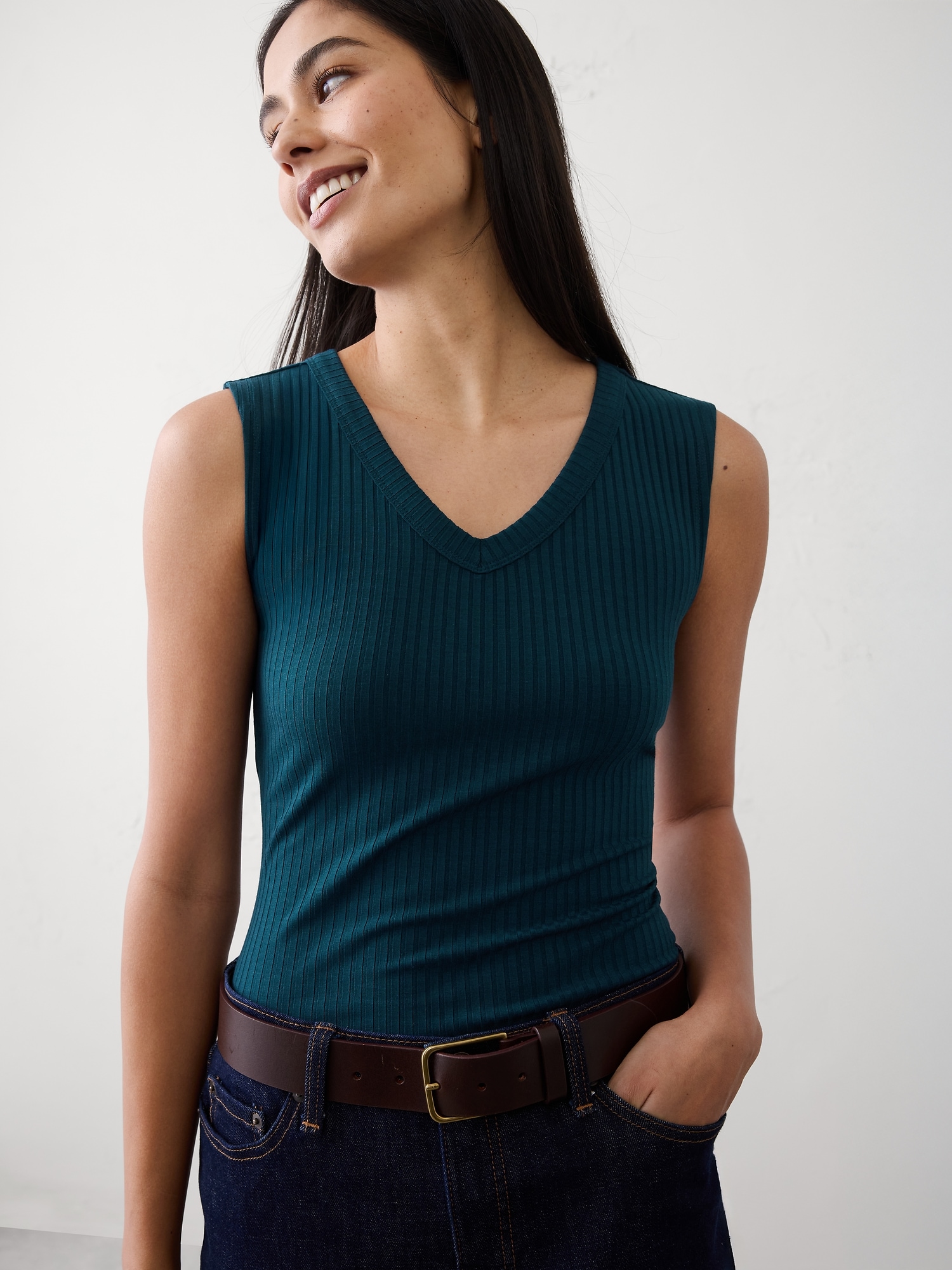 Ribbed V-Neck T-Shirt