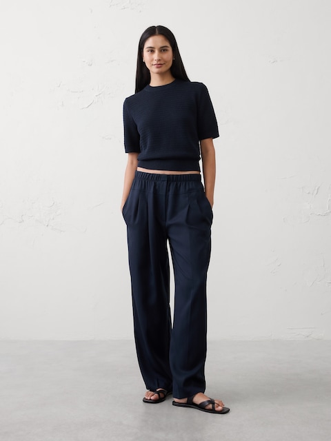 Straight-Leg Mid-Rise Tencel Pleated Pant