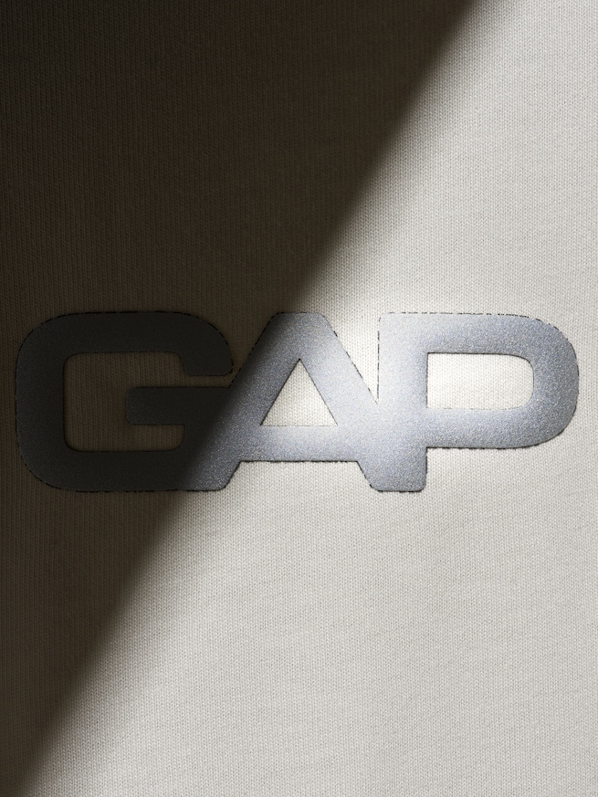 リラックスフィット GAPロゴ クロップドTシャツ-5