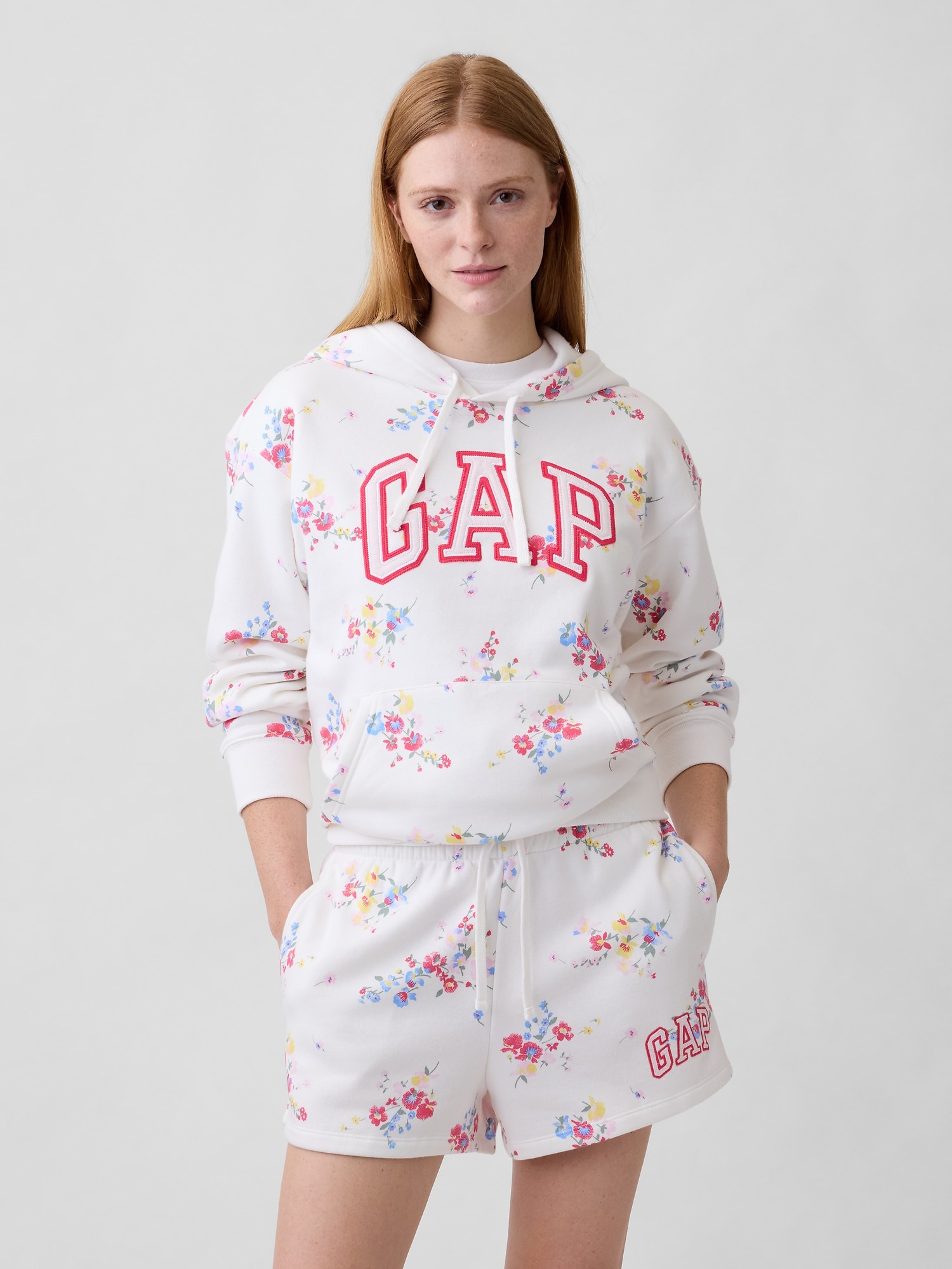 Relaxed Gap Logo Hoodie