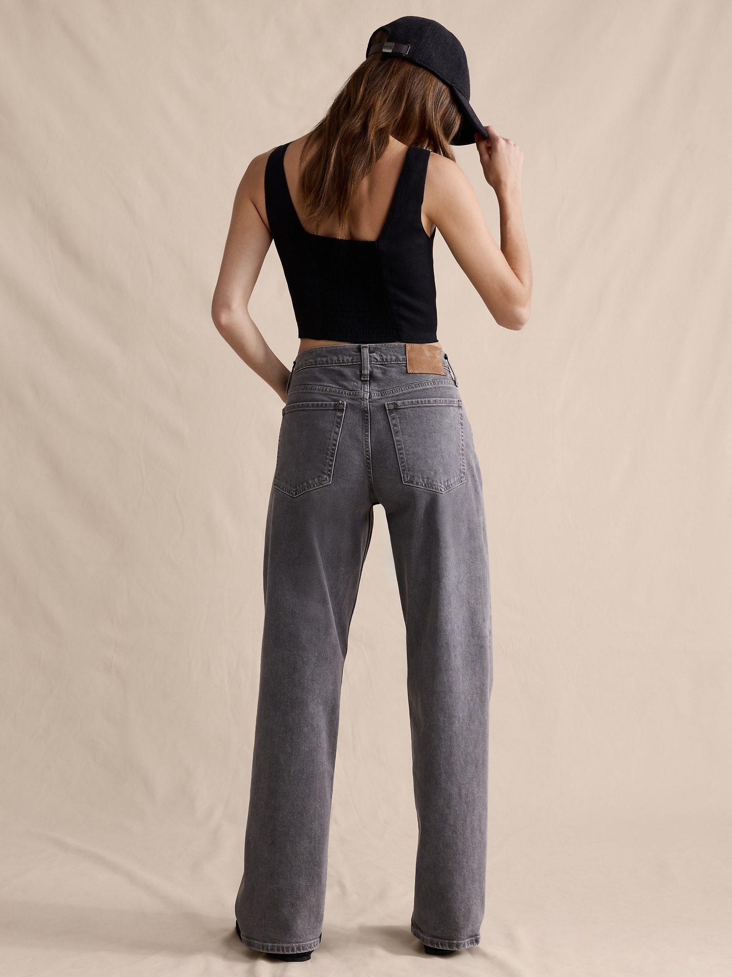 Mid-Rise 90s Jean