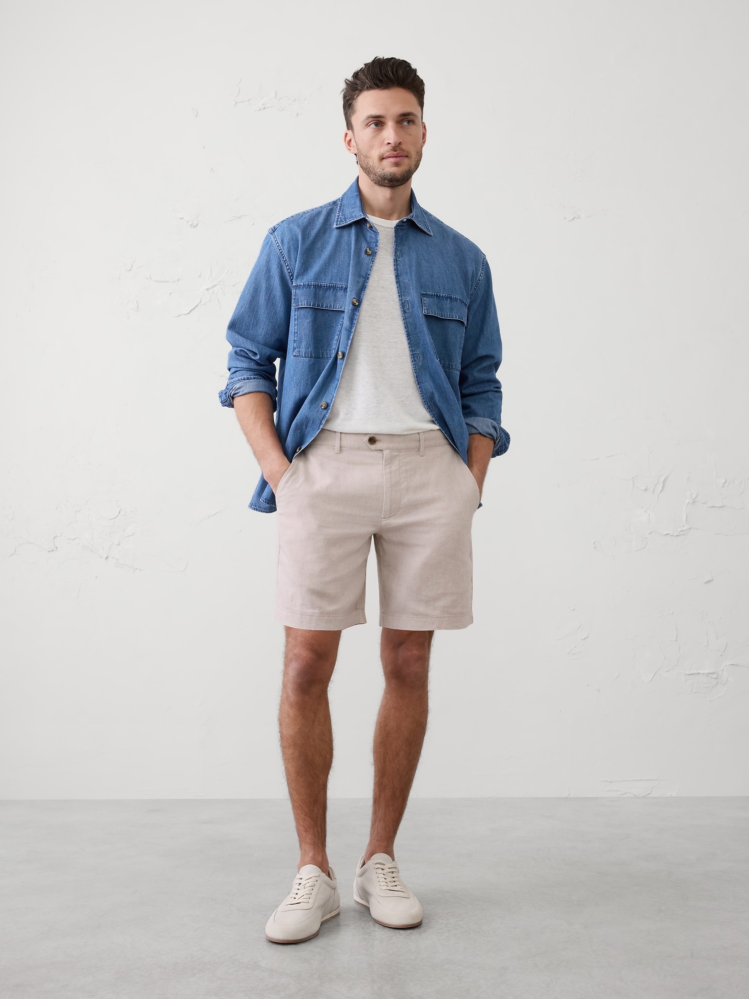 Slim-Fit 7" Linen-Blend Short