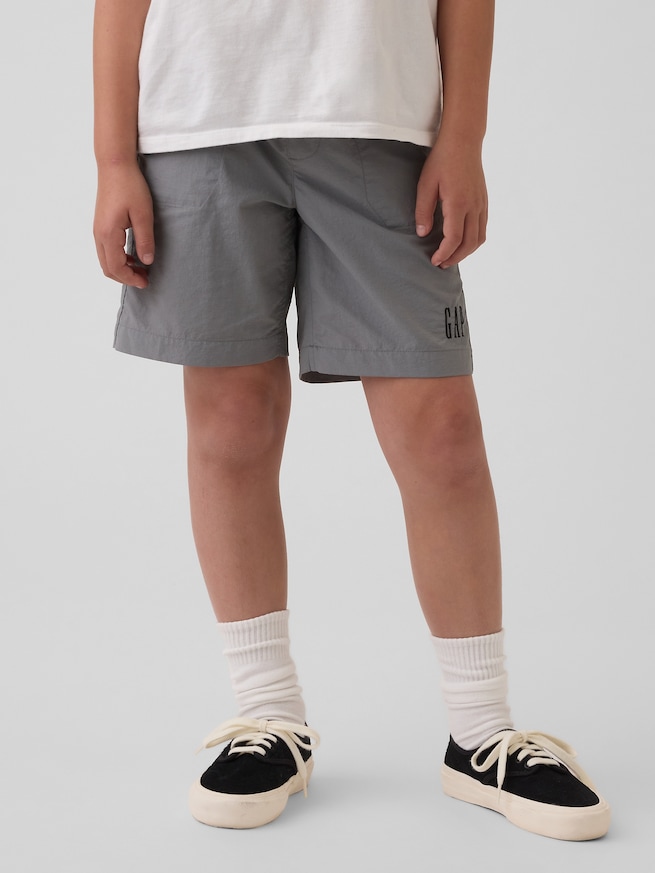 リサイクル100% リラックスフィット ナイロン プルオンショートパンツ (キッズ)-2