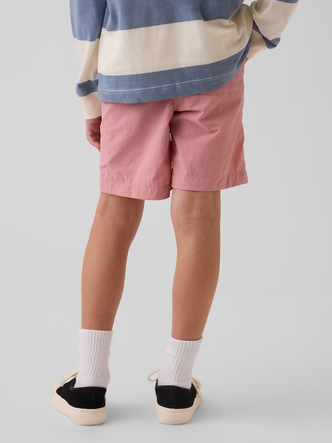 リサイクル100% リラックスフィット ナイロン プルオンショートパンツ (キッズ)-3