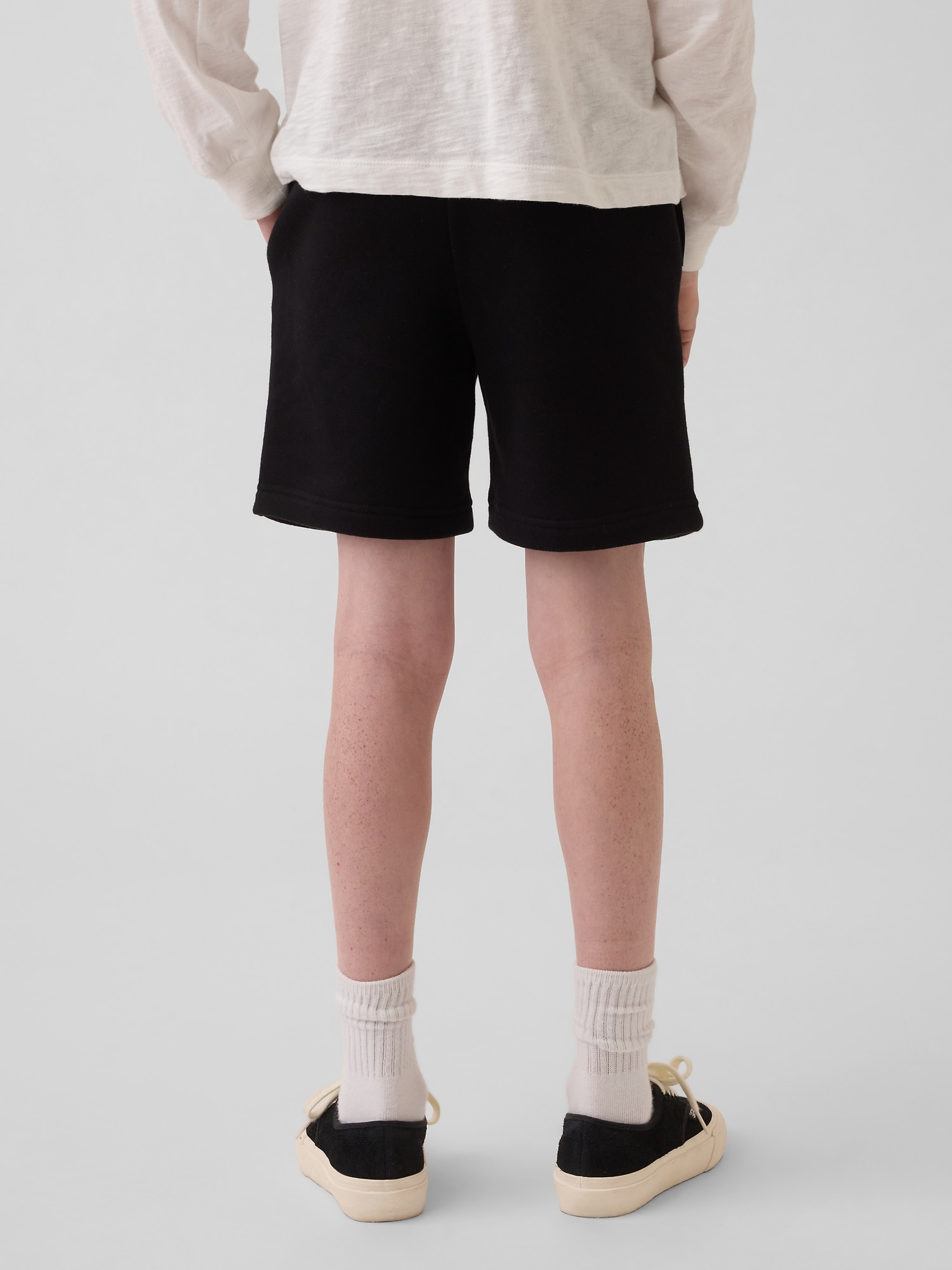 GapKids &times; ディズニー ミッキーマウス リラックスフィット GAPロゴ プルオンショートパンツ-3