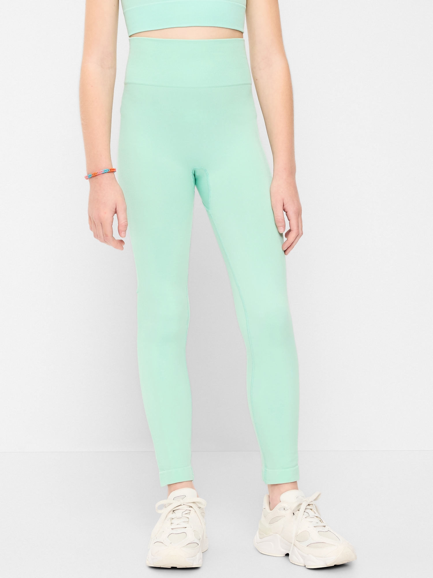 Fitted High-Waisted 7/8-Length Seamless Performance Leggings for Girls