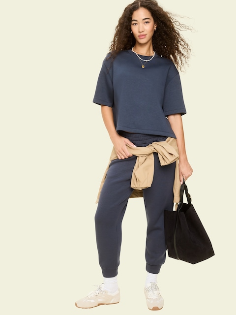 HAUT DÉCONTRACTÉ À MANCHES COURTES EN MOLLETON RAFFINÉ