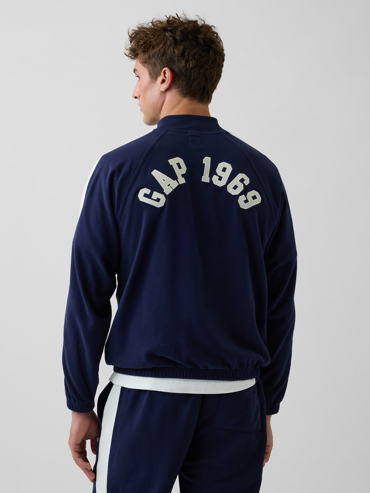 GAP ヴィンテージ トラックジャケット トラックパンツ 3色セット Gap公式オンラインストア | ヴィンテージソフト オーバーサイズ