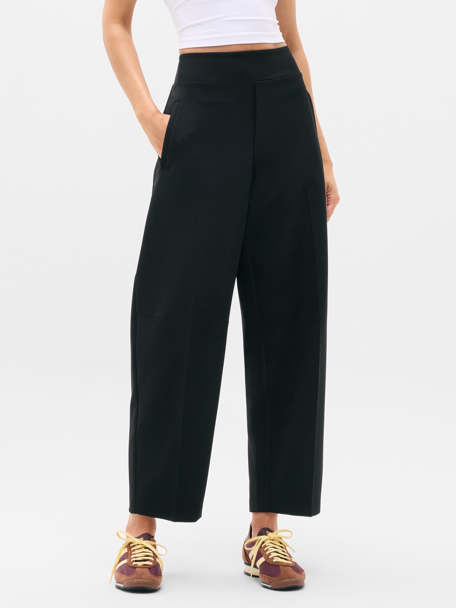 Women's Black Cargo Pants | Athleta Canada