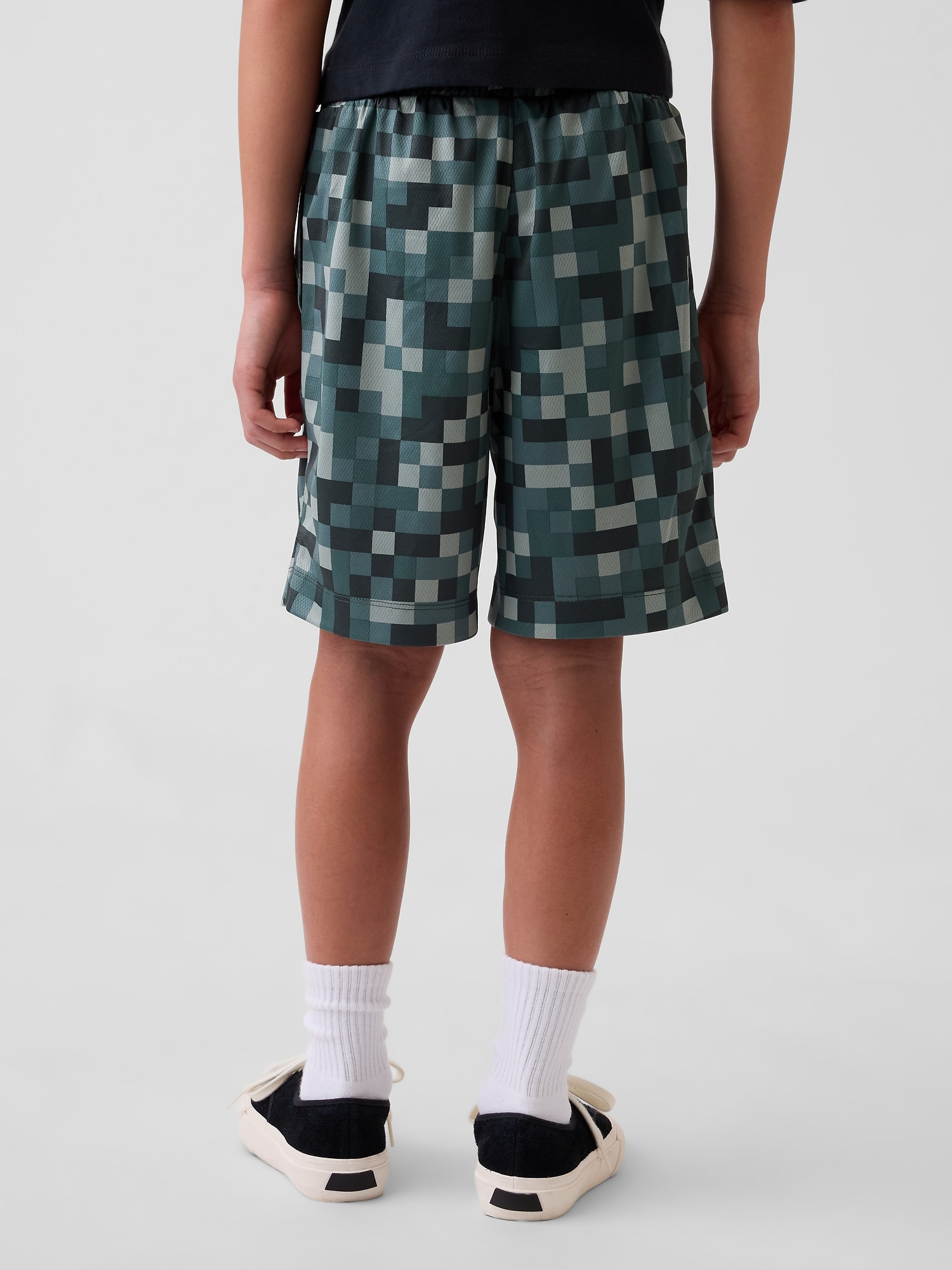 GapFit 6インチ リサイクル メッシュ イージーショートパンツ (キッズ)-3