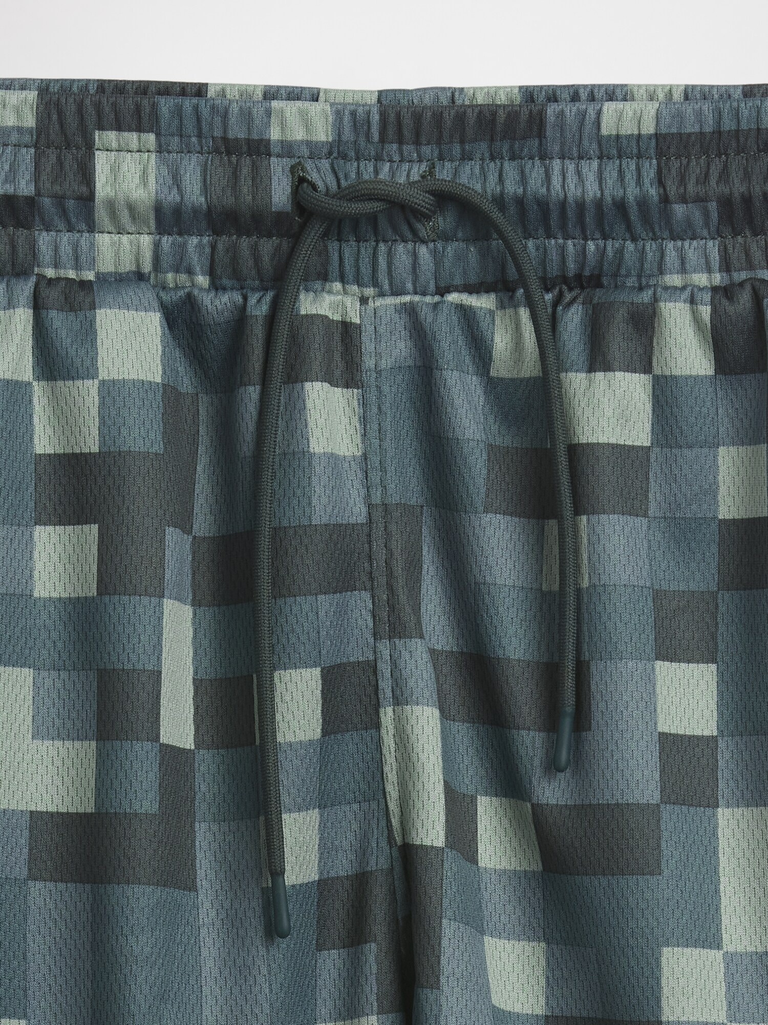 GapFit 6インチ リサイクル メッシュ イージーショートパンツ (キッズ)-4