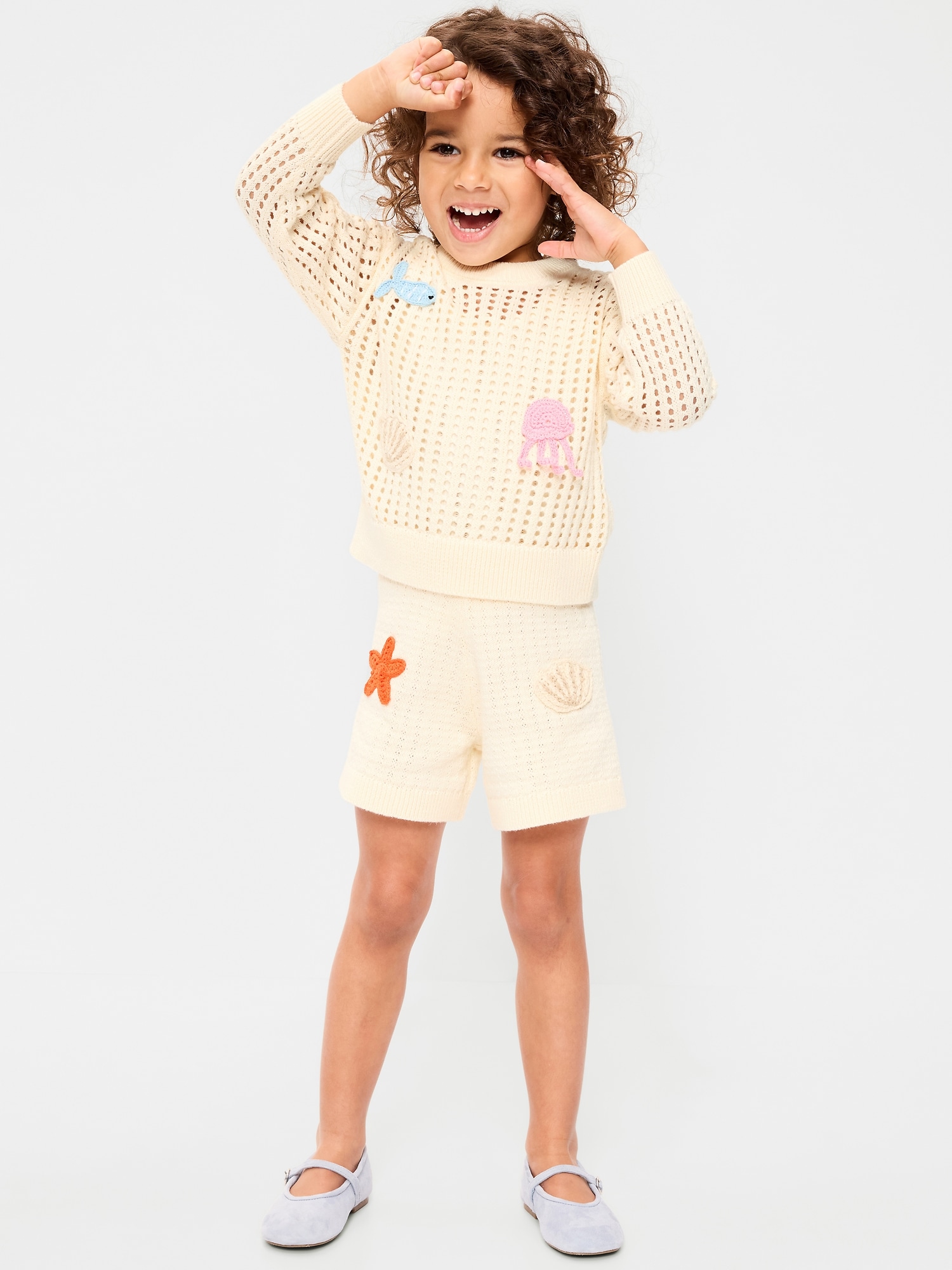 ENSEMBLE CHANDAIL DROIT ET SHORT POUR TOUTE-PETITE