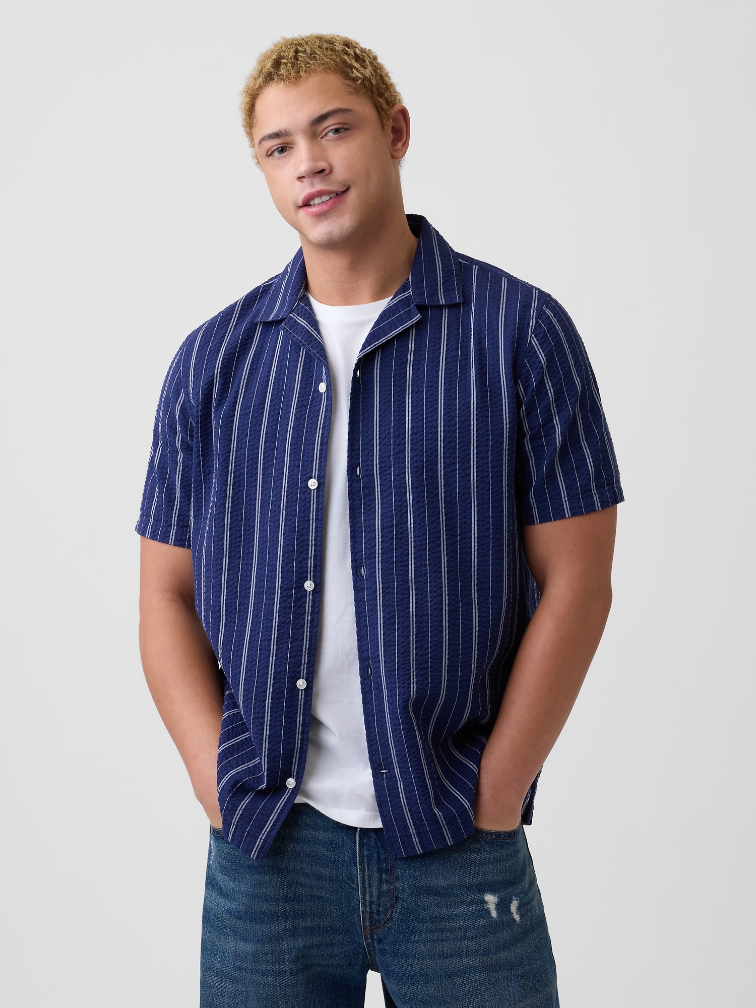 Seersucker Vacay Shirt in Standard Fit