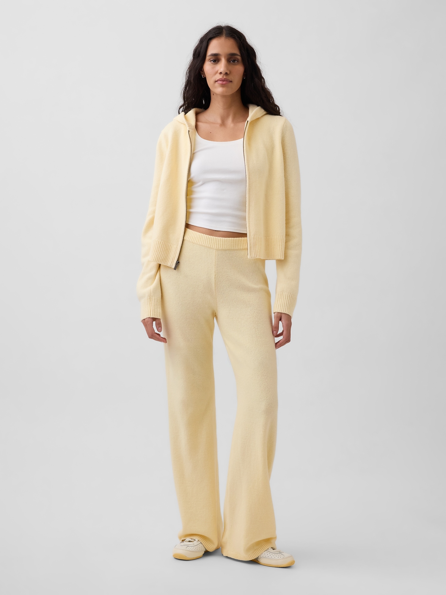 PANTALON SEMI-ÉVASÉ EN TRICOT EFFET CACHEMIRE