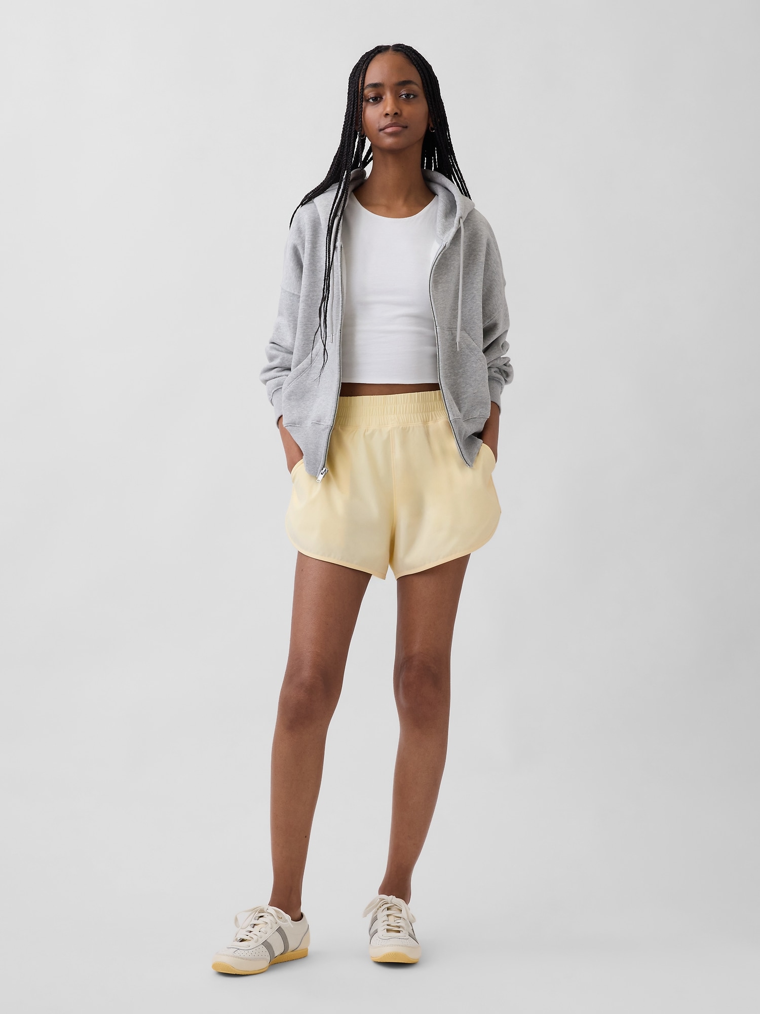 GapFit テック ハイライズ ランニング ショートパンツ-4