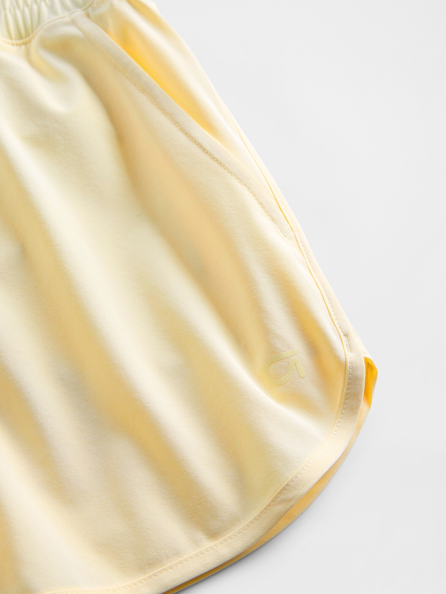 GapFit テック ハイライズ ランニング ショートパンツ-5