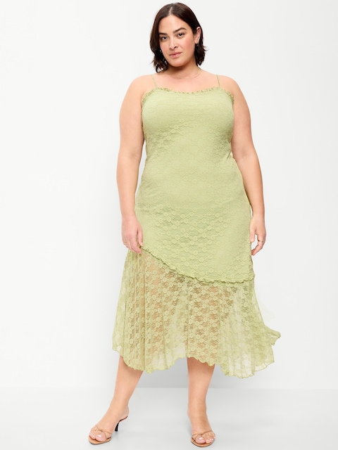 ROBE MI-LONGUE AJUSTÉE ET ÉVASÉE EN DENTELLE